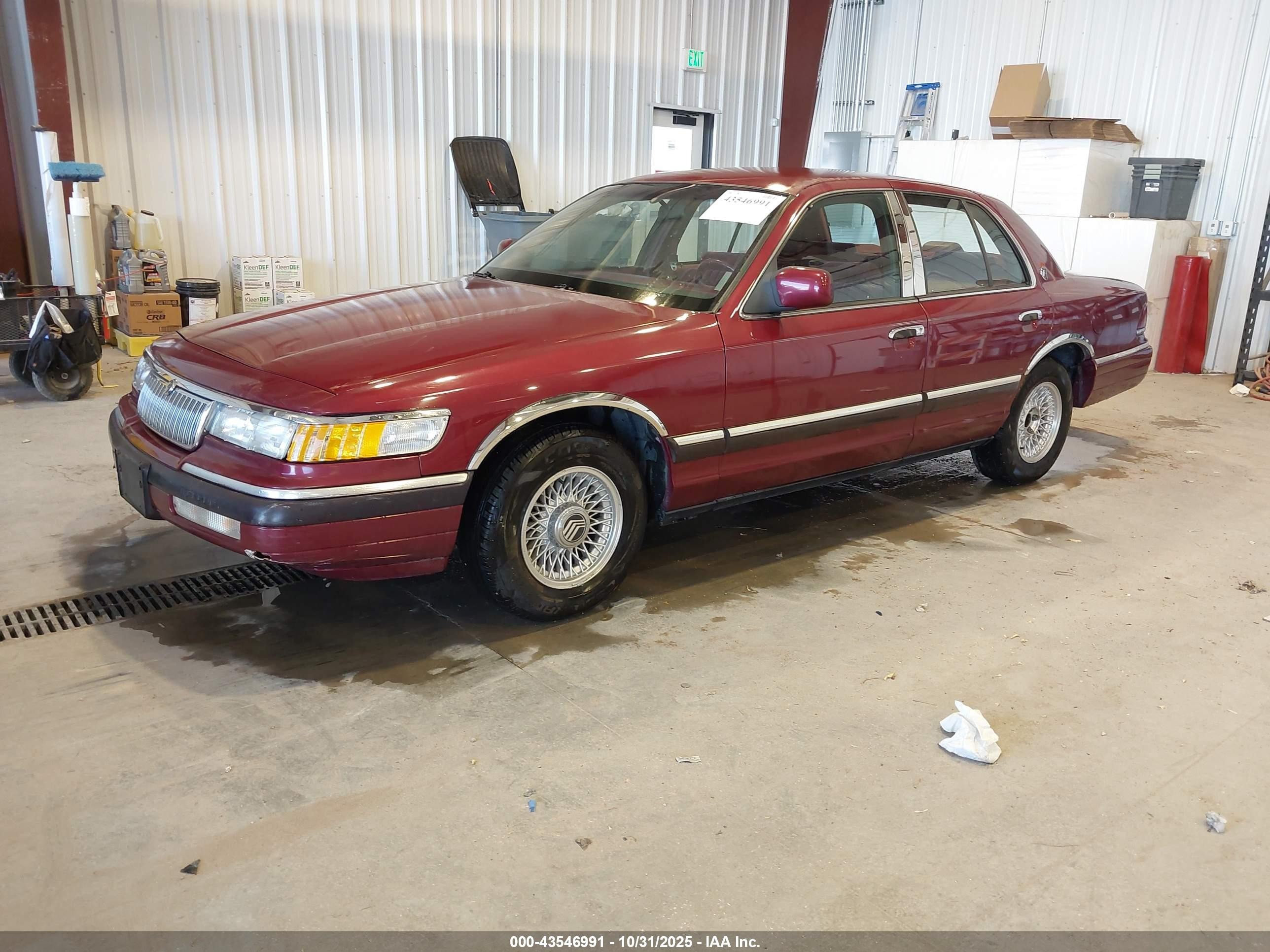 1993 Mercury Grand Marquis Ls Красный vin: 2MELM75W9PX627815