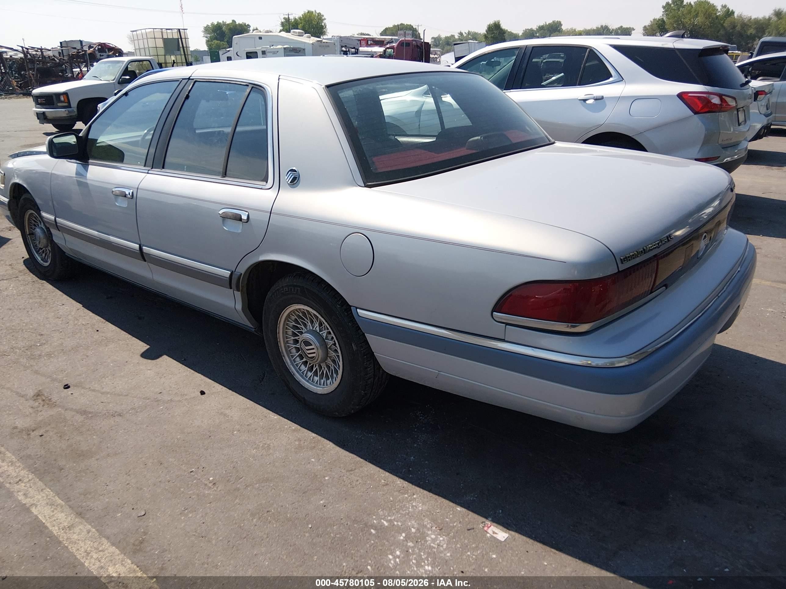 1994 Mercury Grand Marquis Ls Серебряный vin: 2MELM75W9RX644861