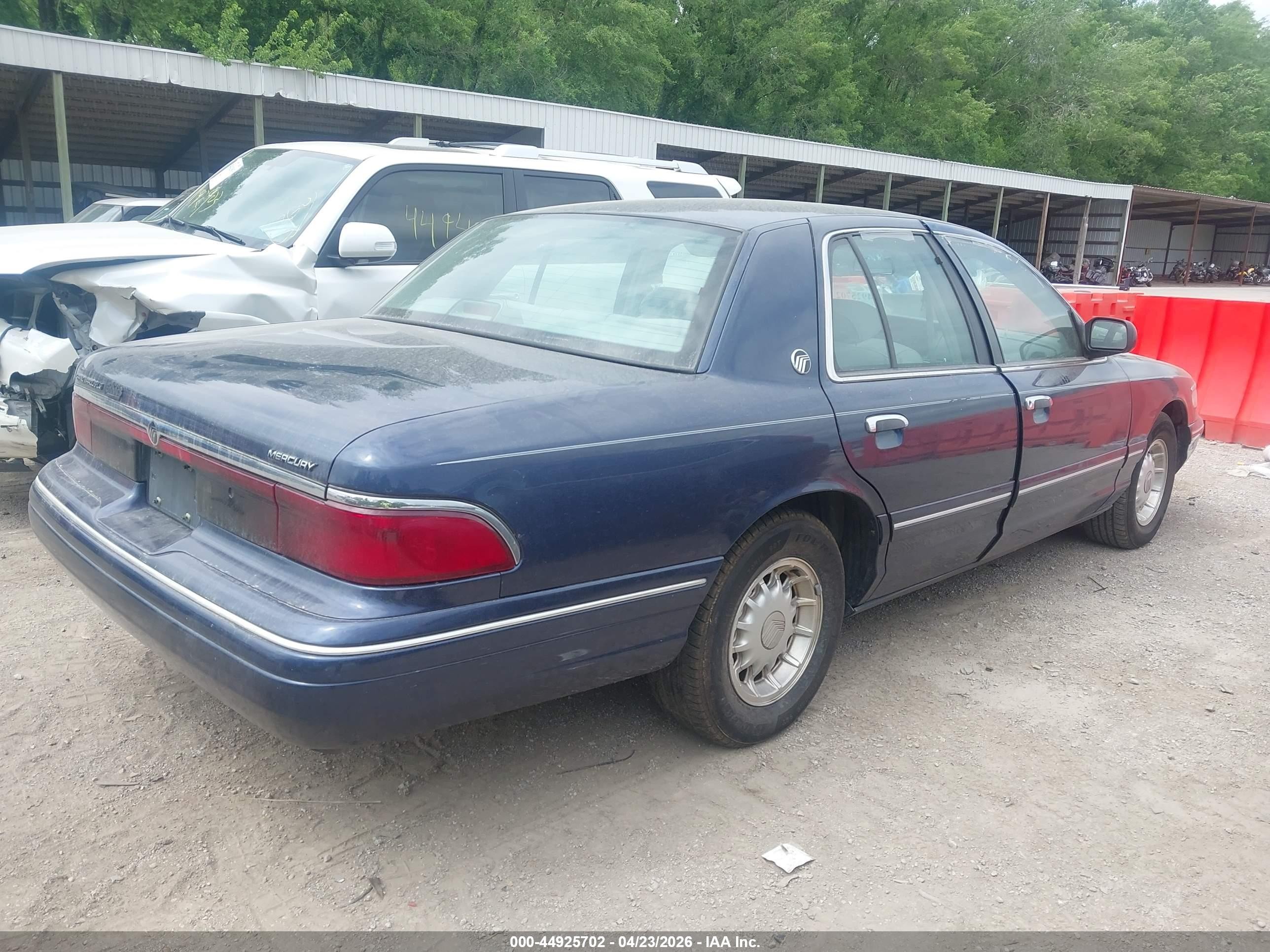 1995 Mercury Grand Marquis Ls Синий vin: 2MELM75W9SX626401