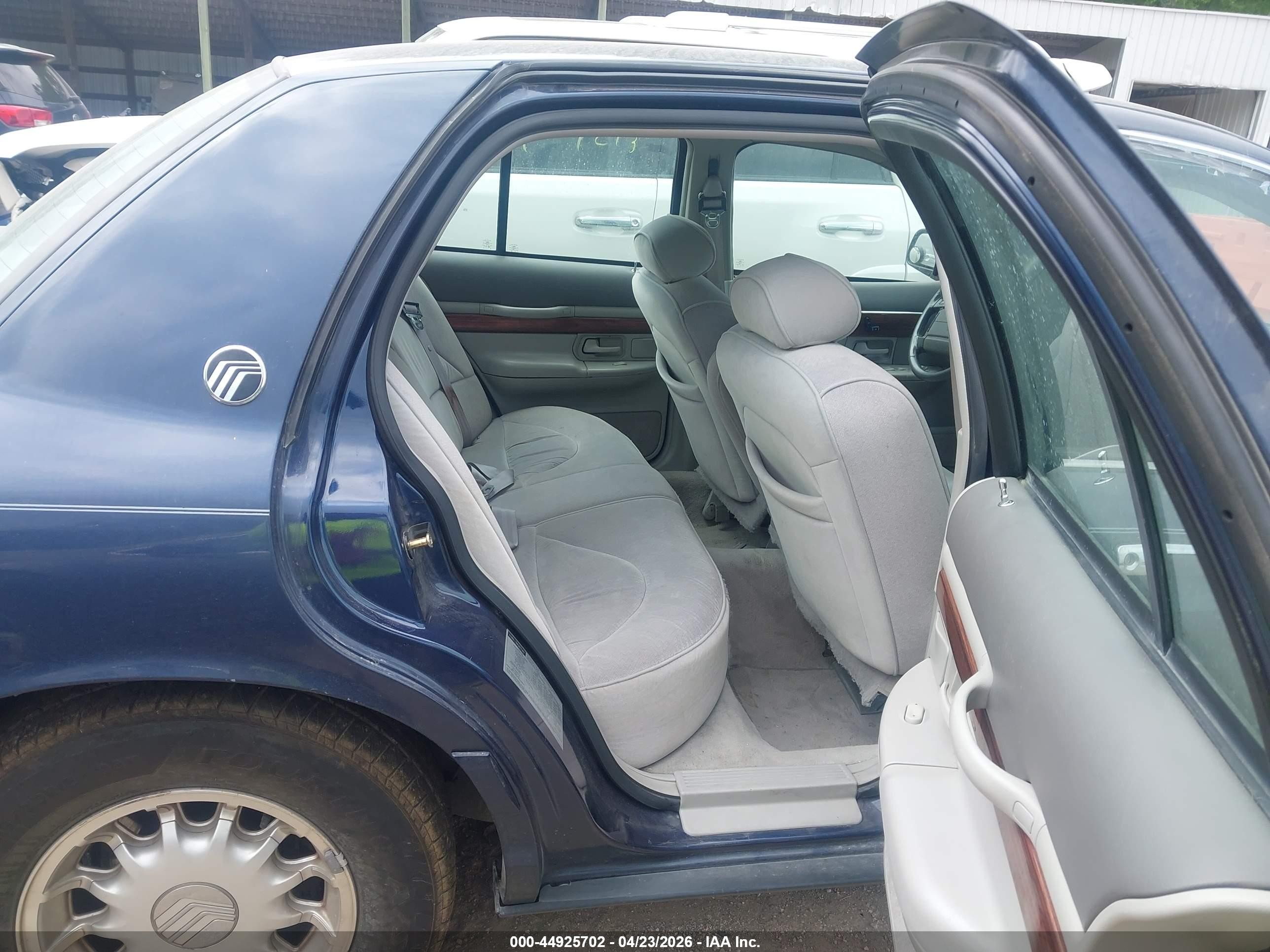 1995 Mercury Grand Marquis Ls Синий vin: 2MELM75W9SX626401