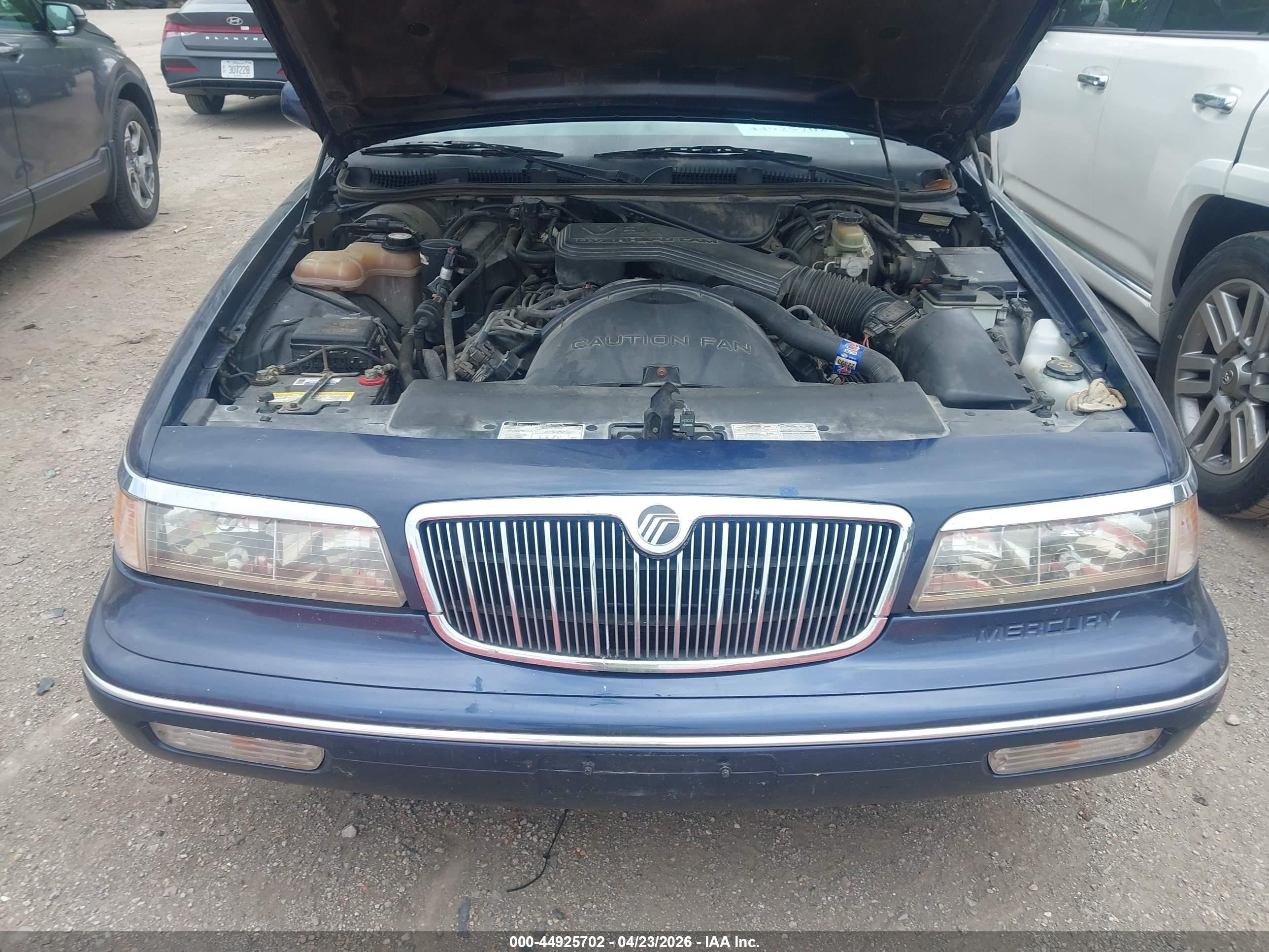 1995 Mercury Grand Marquis Ls Синий vin: 2MELM75W9SX626401