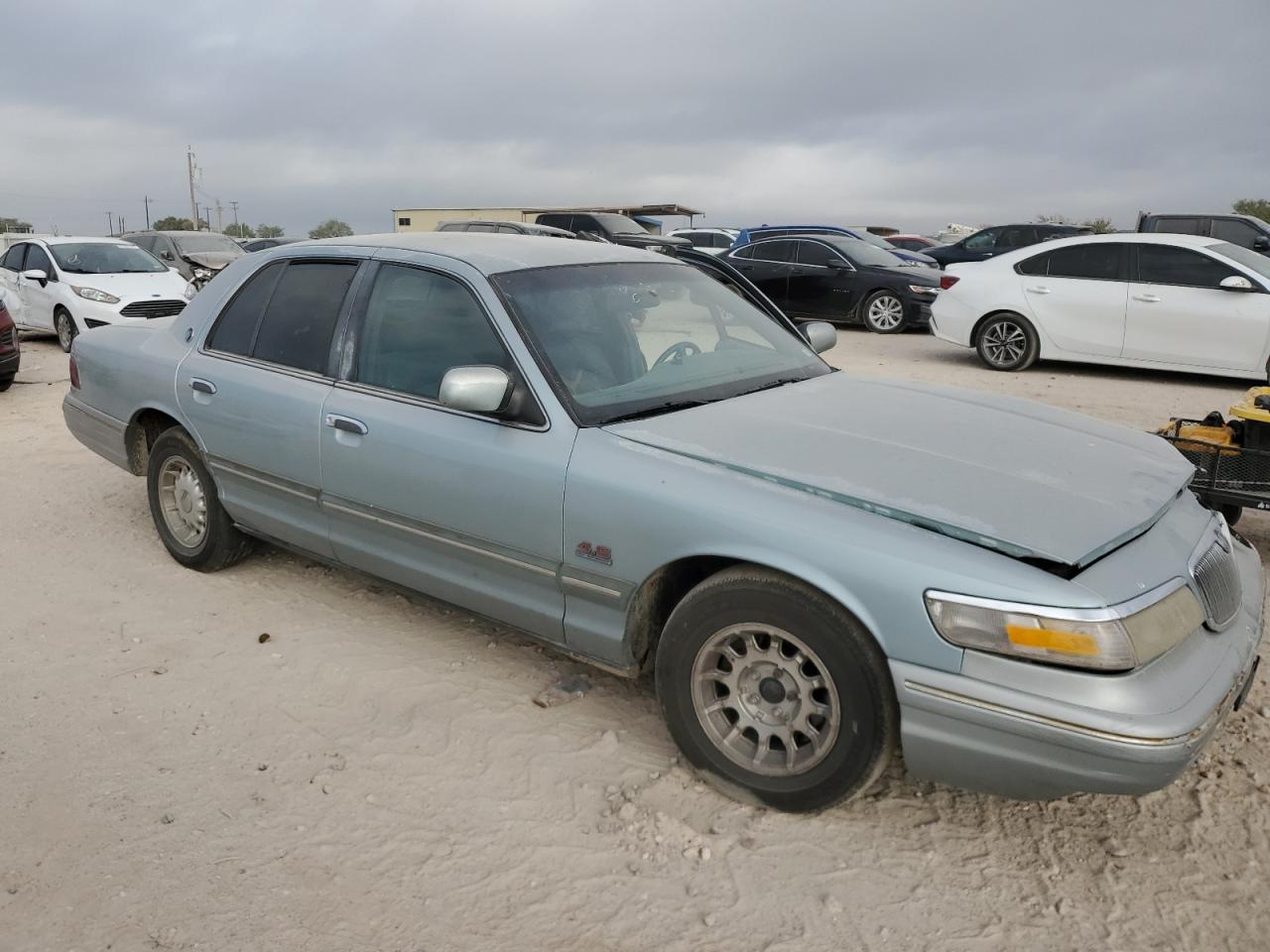 1995 Mercury Grand Marquis Ls Серебряный vin: 2MELM75W9SX694892