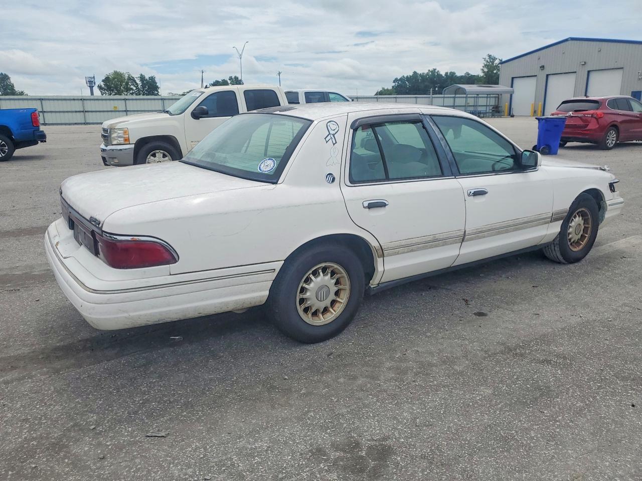 1995 Mercury Grand Marquis Ls Белый vin: 2MELM75WXSX646091
