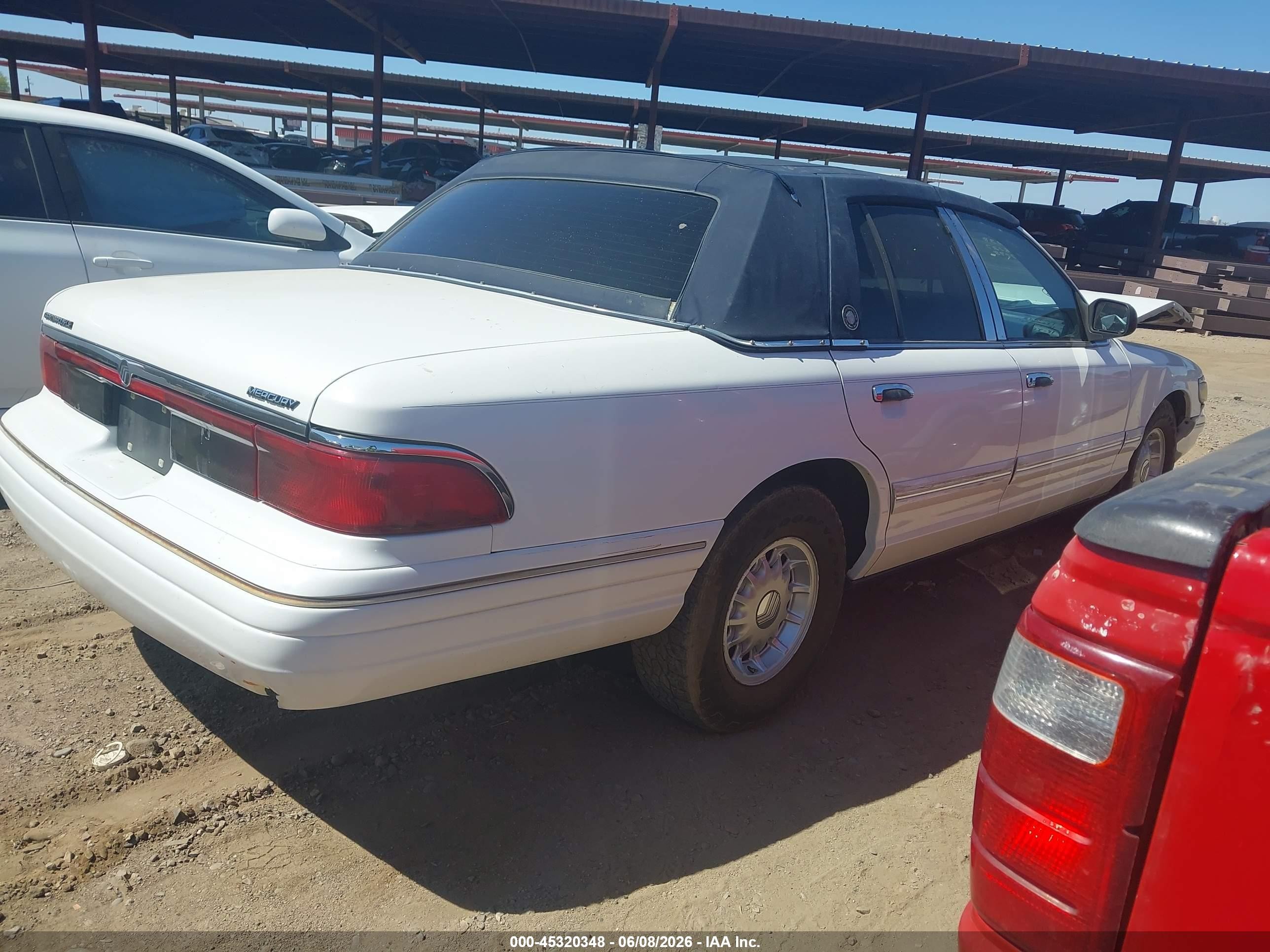 1997 Mercury Grand Marquis Ls White vin: 2MELM75WXVX707038