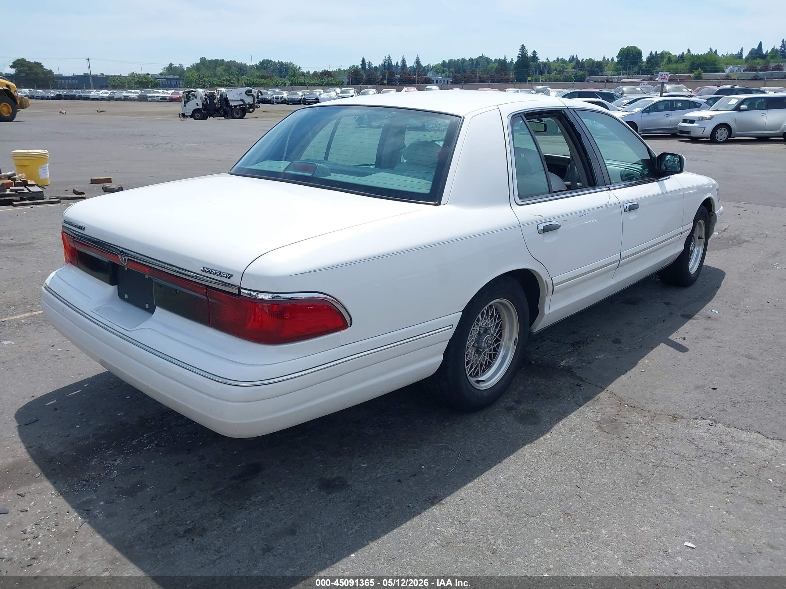 1997 Mercury Grand Marquis Ls White vin: 2MELM75WXVX720310