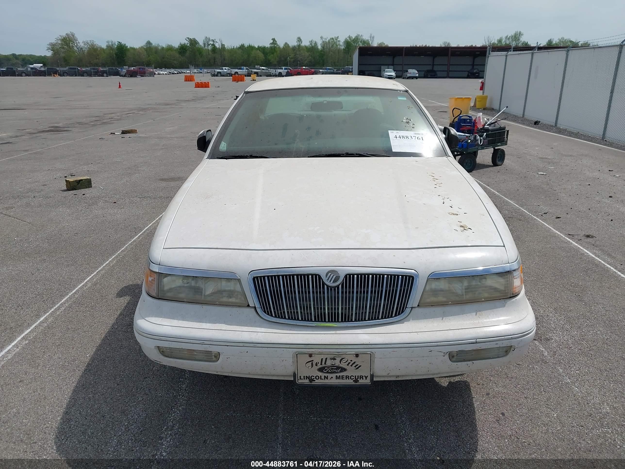 1997 Mercury Grand Marquis Ls White vin: 2MELM75WXVX723112