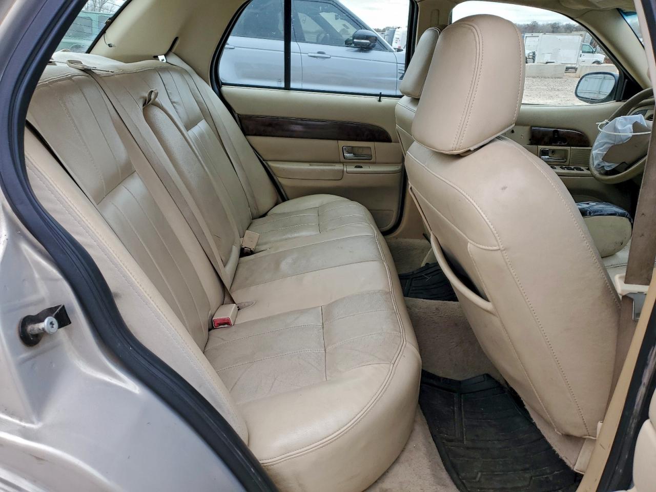 2006 Mercury Grand Marquis Ls Beige vin: 2MHFM75V76X615037