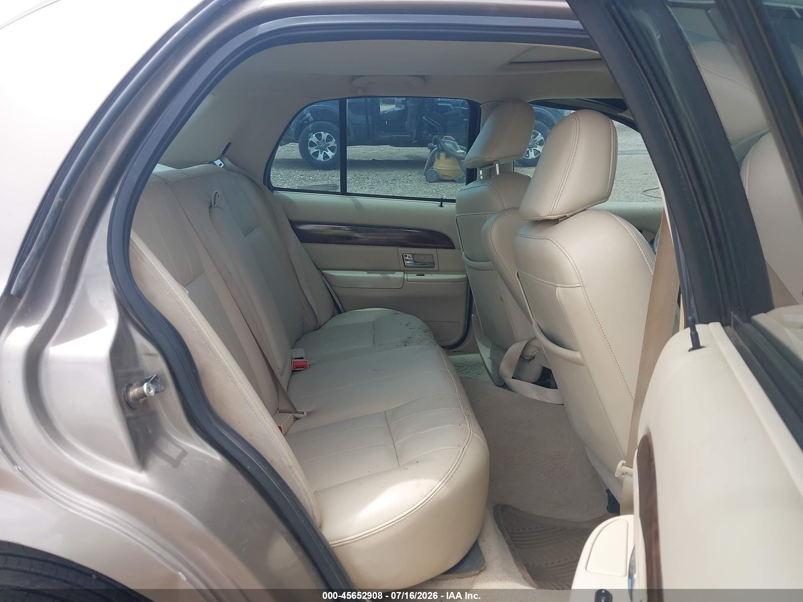 2006 Mercury Grand Marquis Ls Beige vin: 2MHFM75W16X624244