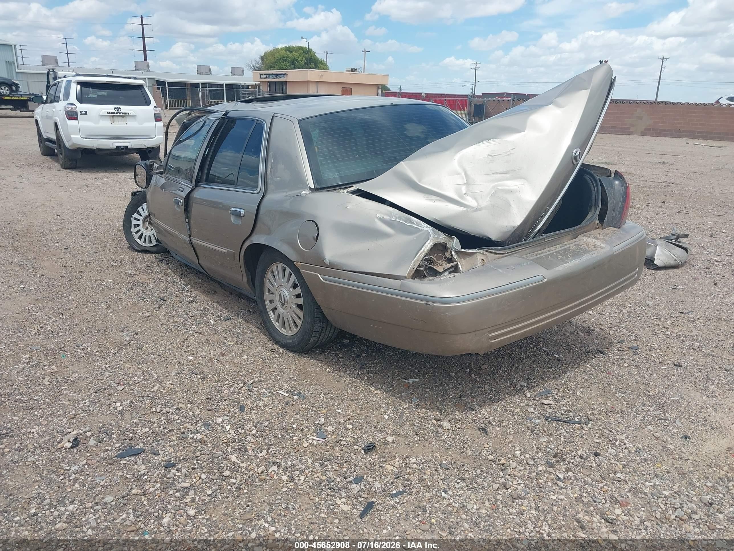 2006 Mercury Grand Marquis Ls Beige vin: 2MHFM75W16X624244