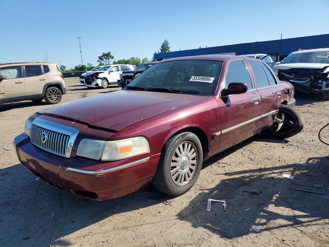 2006 Mercury Grand Marquis Burgundy vin: 2MHFM75W96X641891