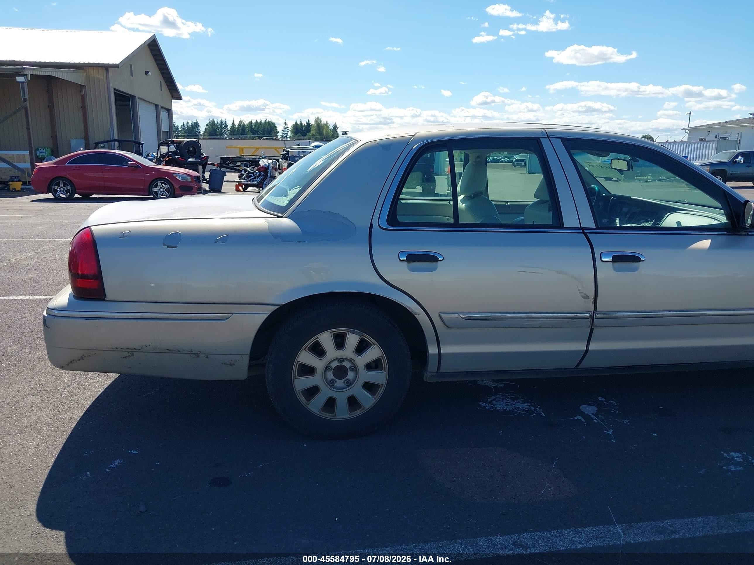 2007 Mercury Grand Marquis Ls Silver vin: 2MHHM75V57X611787