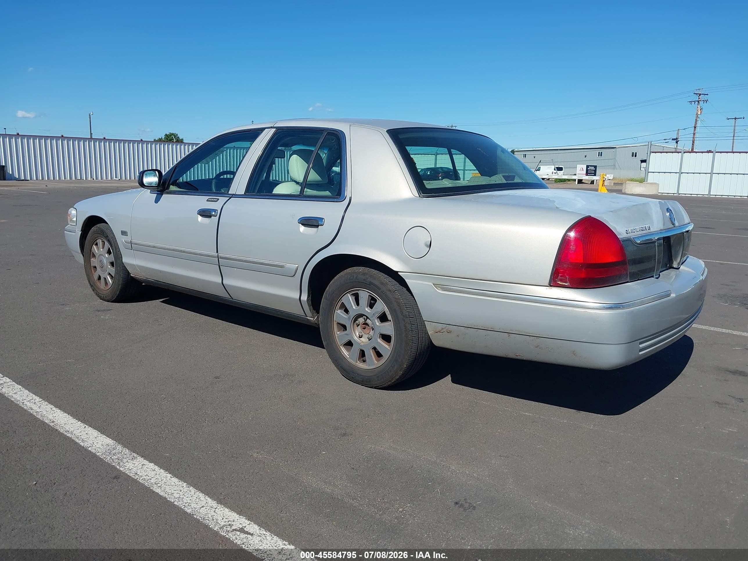 2007 Mercury Grand Marquis Ls Silver vin: 2MHHM75V57X611787