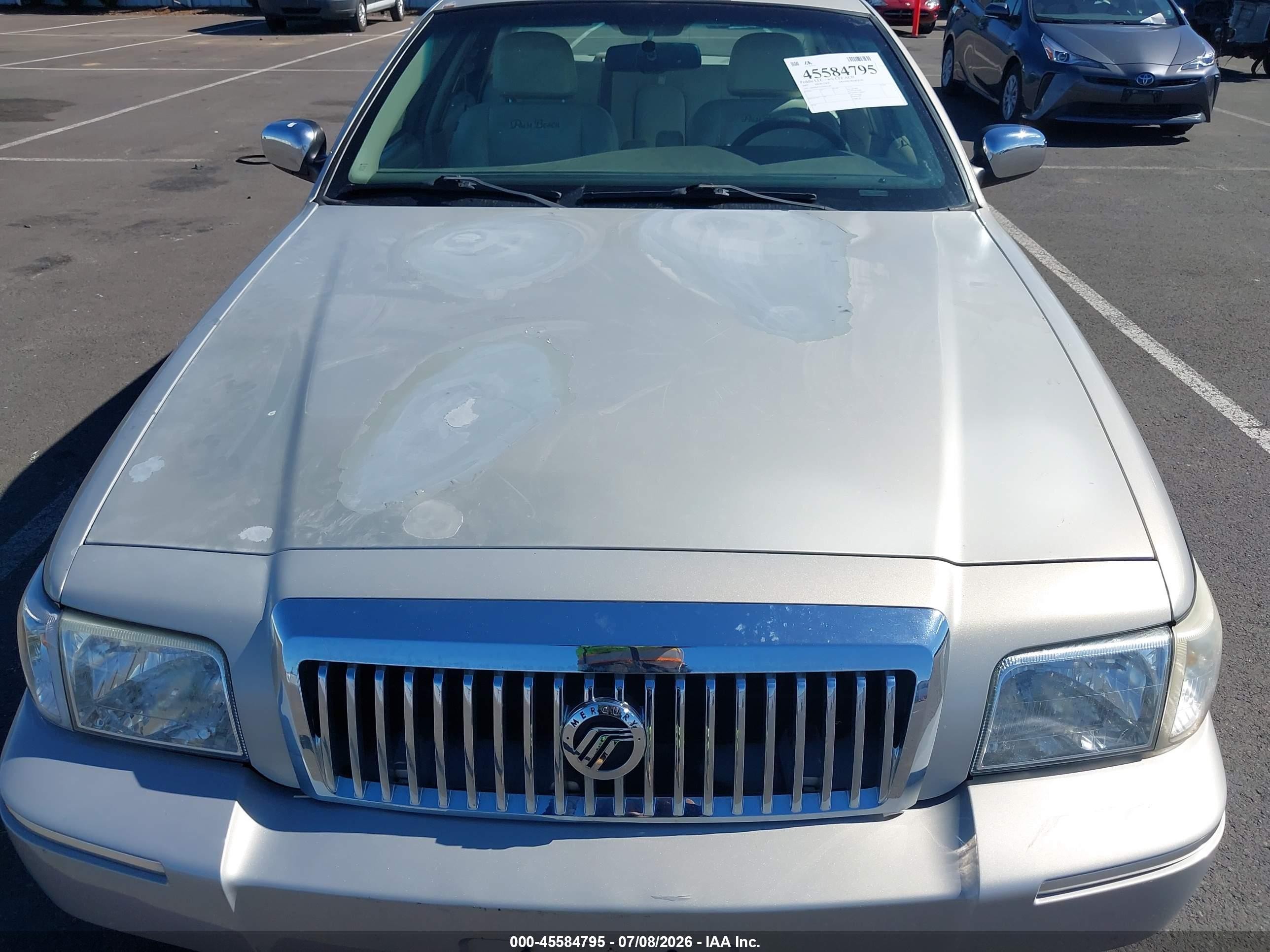 2007 Mercury Grand Marquis Ls Silver vin: 2MHHM75V57X611787