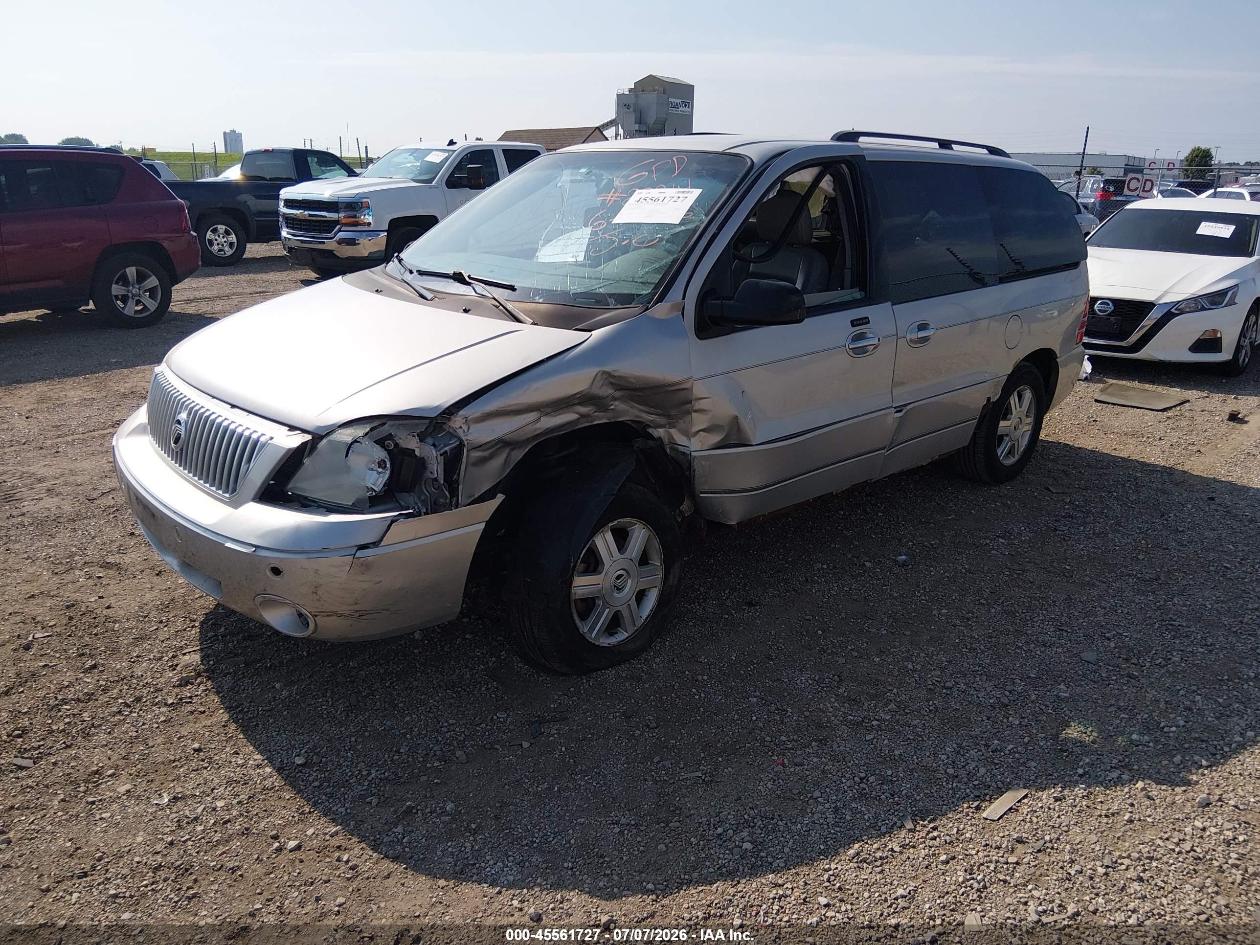 2004 Mercury Monterey   Silver vin: 2MRDA20204BJ16280