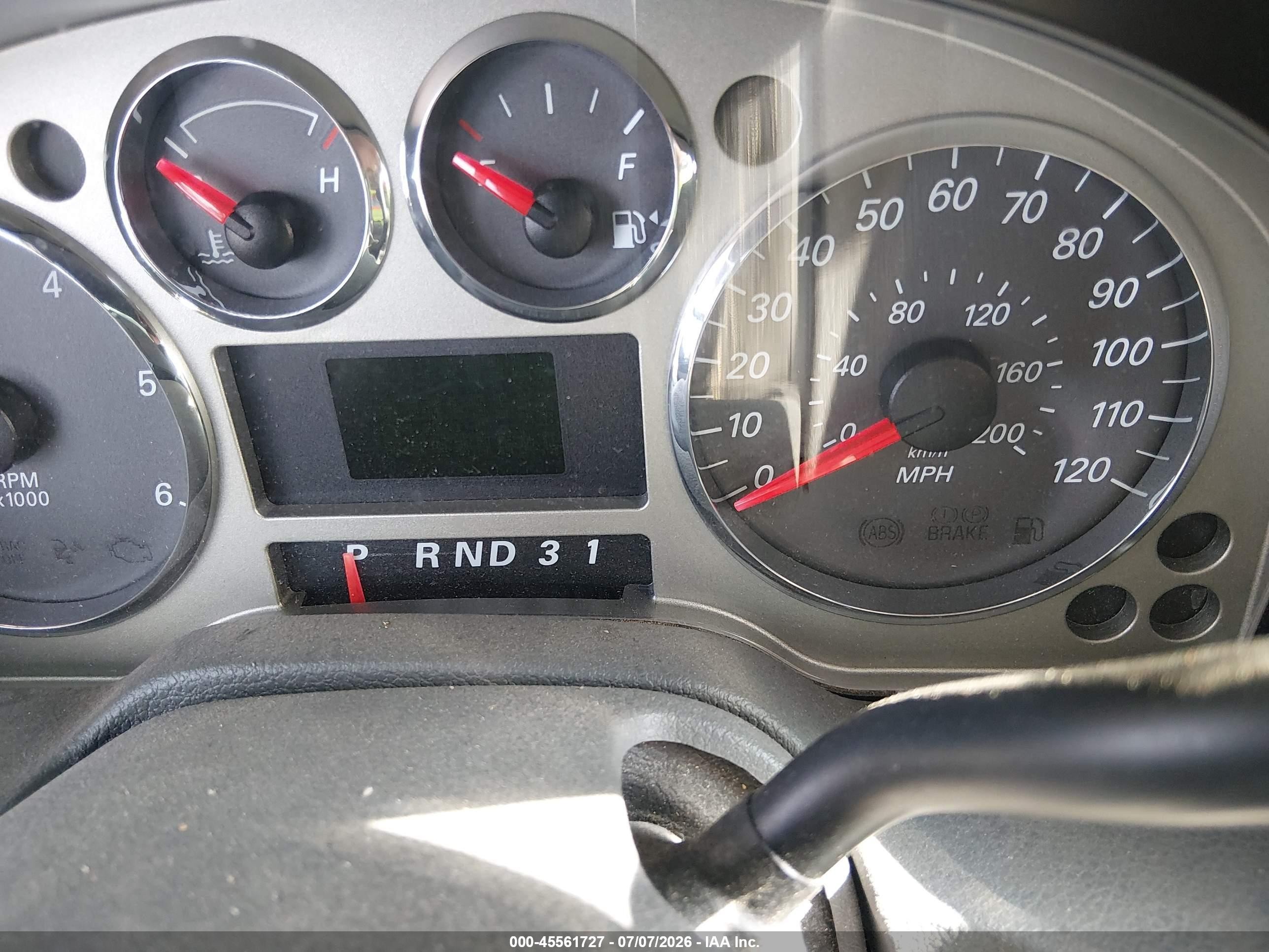 2004 Mercury Monterey   Silver vin: 2MRDA20204BJ16280