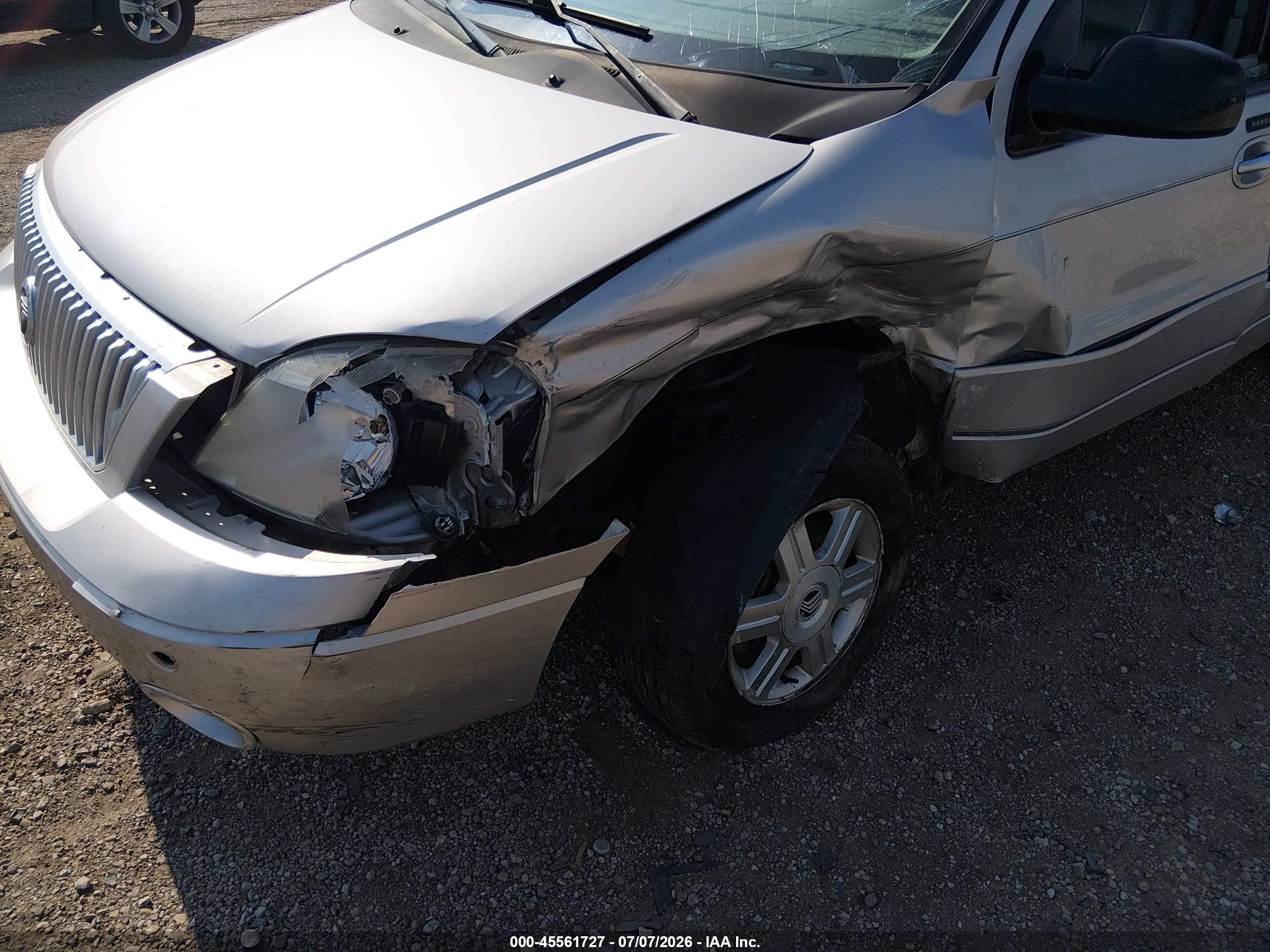 2004 Mercury Monterey   Silver vin: 2MRDA20204BJ16280