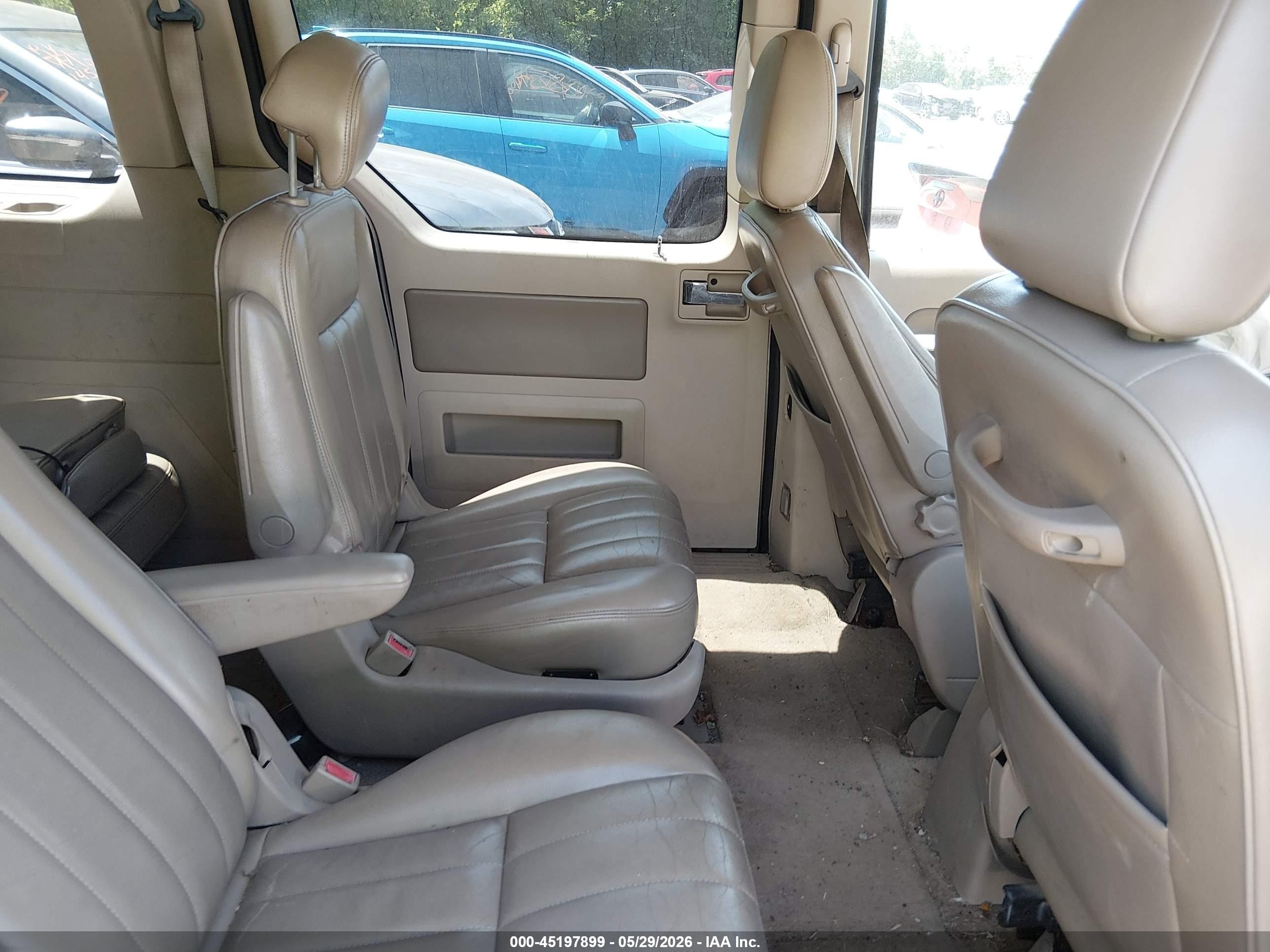 2004 Mercury Monterey   Gray vin: 2MRDA20264BJ01251