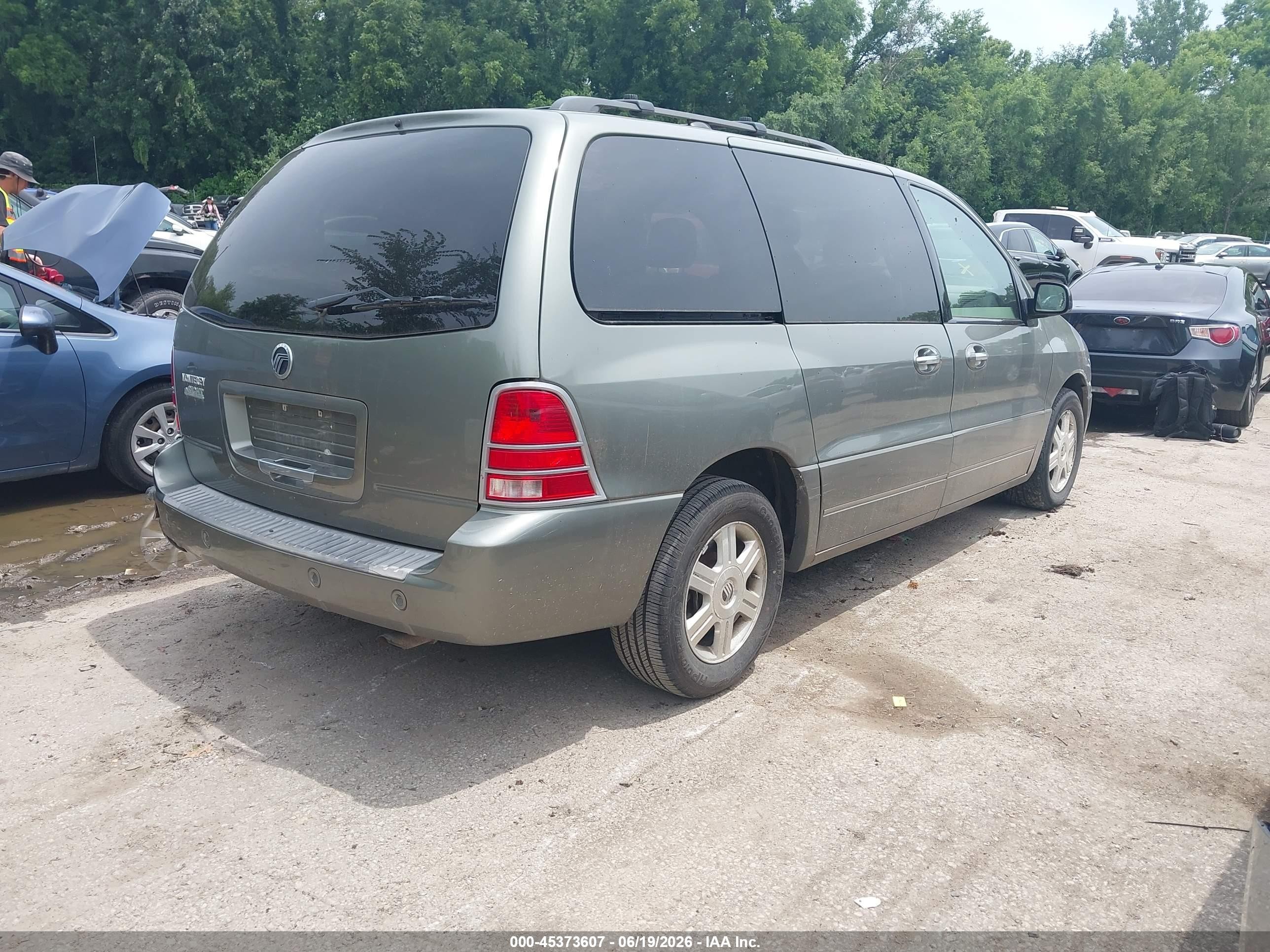 2004 Mercury Monterey   Green vin: 2MRDA20284BJ01378