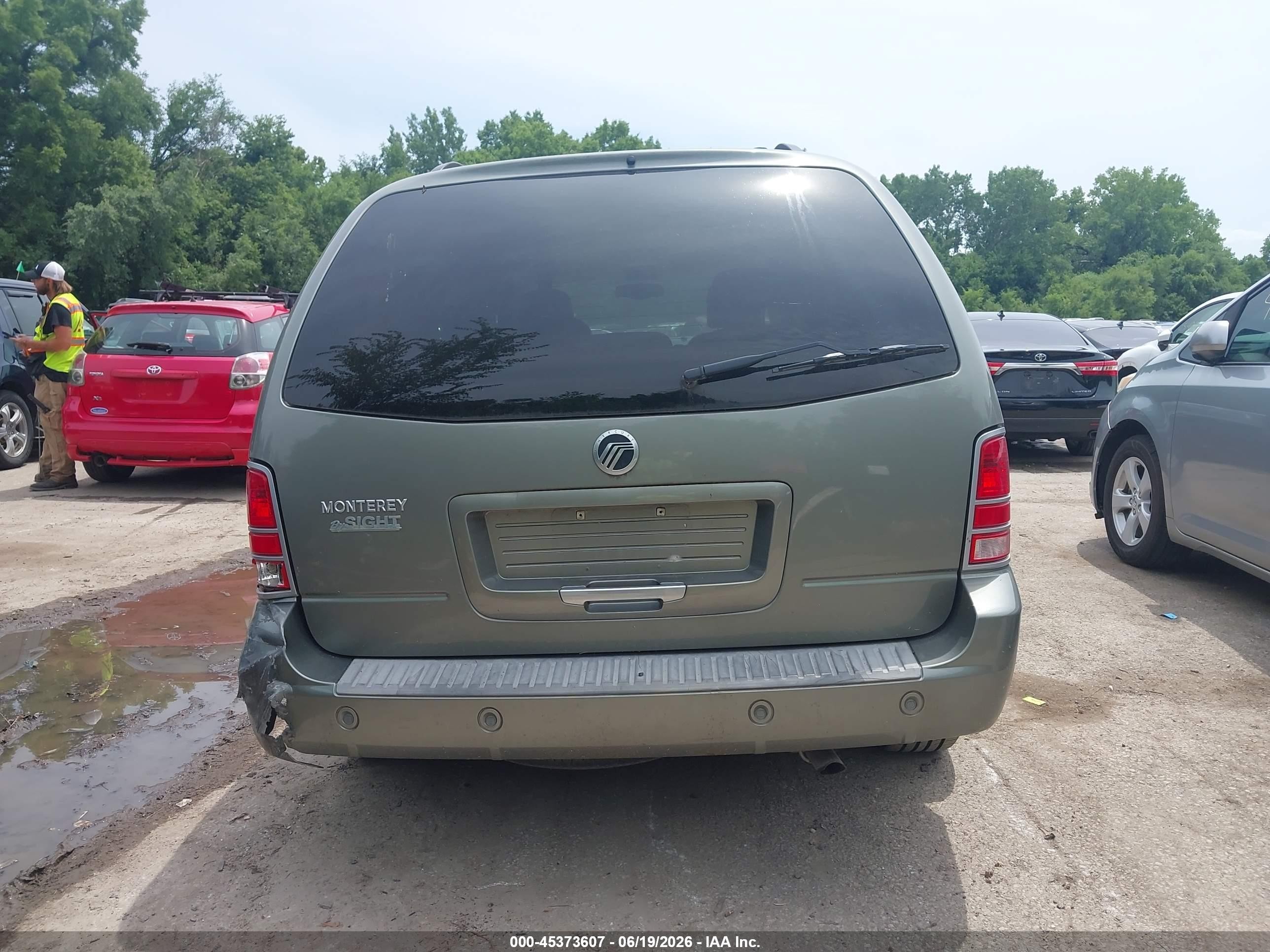 2004 Mercury Monterey   Green vin: 2MRDA20284BJ01378