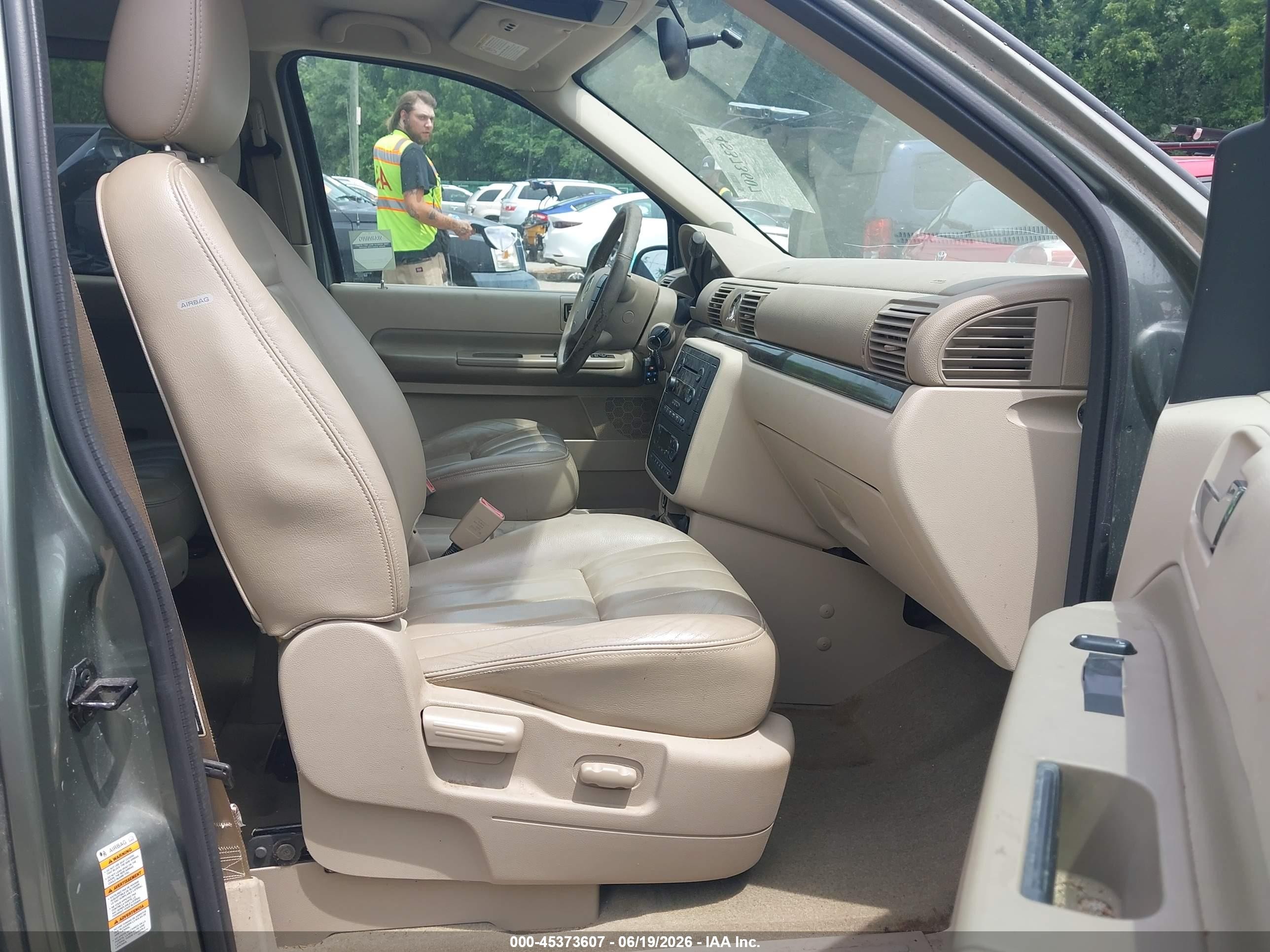 2004 Mercury Monterey   Green vin: 2MRDA20284BJ01378