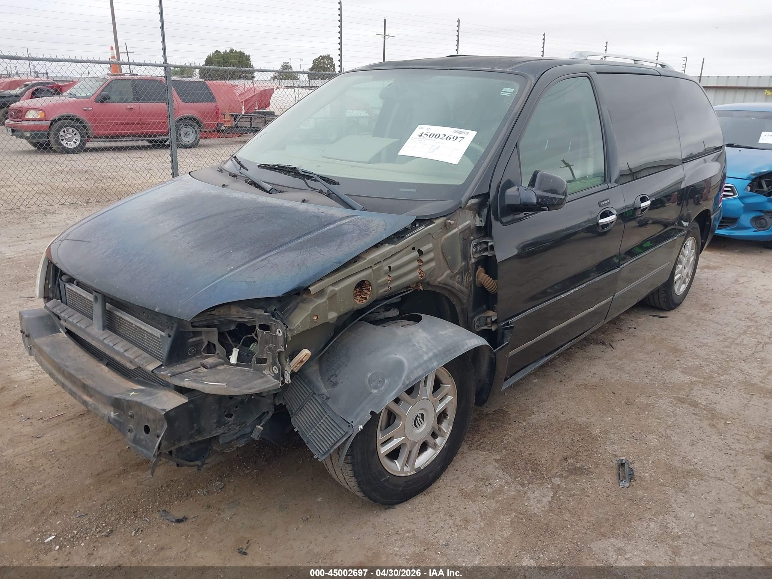 2004 Mercury Monterey   Black vin: 2MRDA20284BJ17726