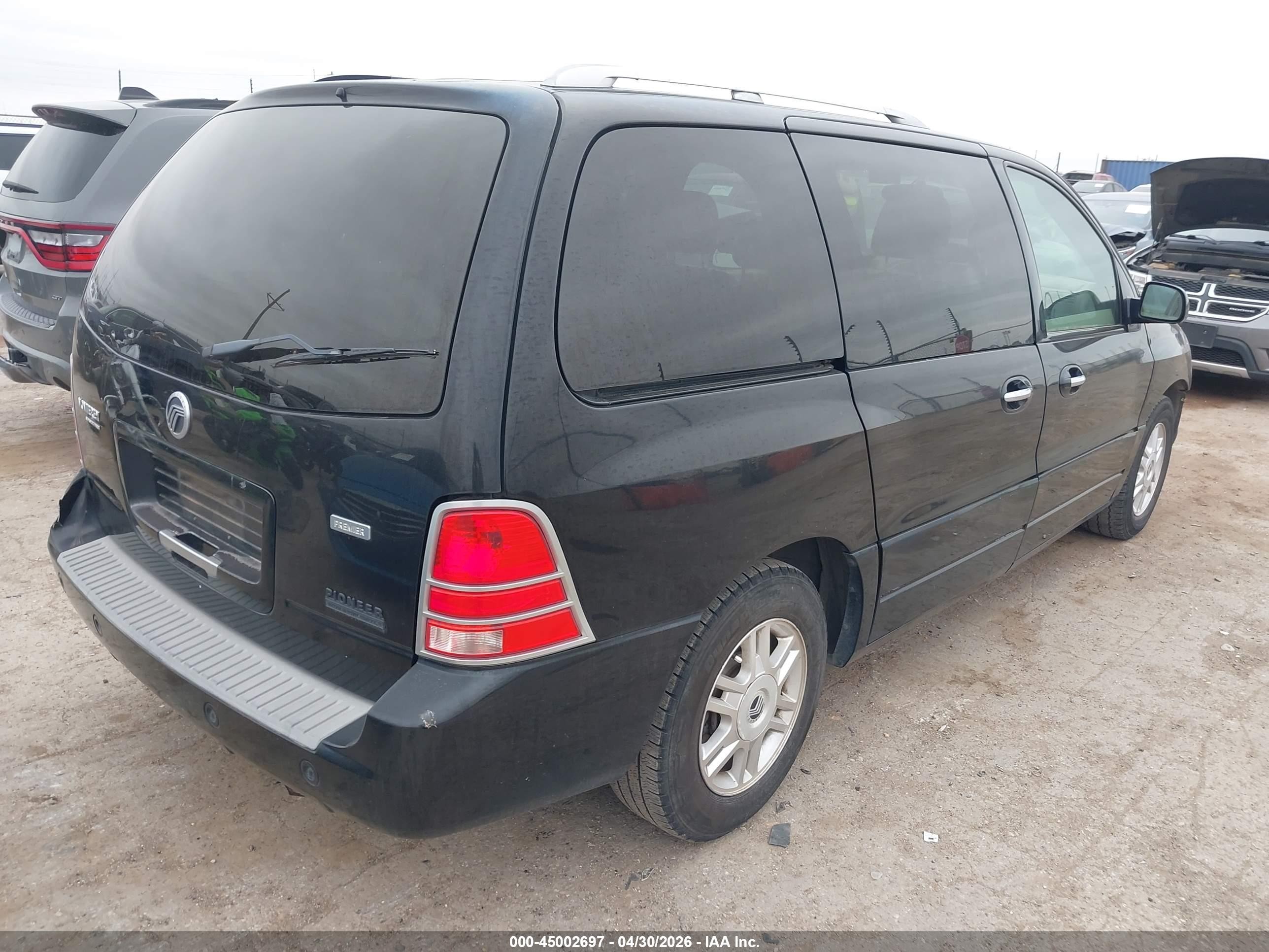 2004 Mercury Monterey   Black vin: 2MRDA20284BJ17726