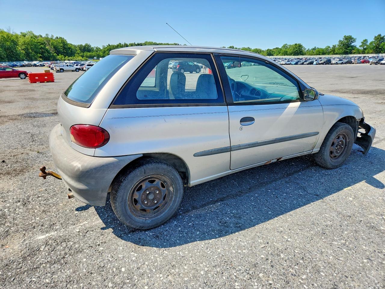 2001 Suzuki Swift Base Silver vin: 2S2AB21H216601018