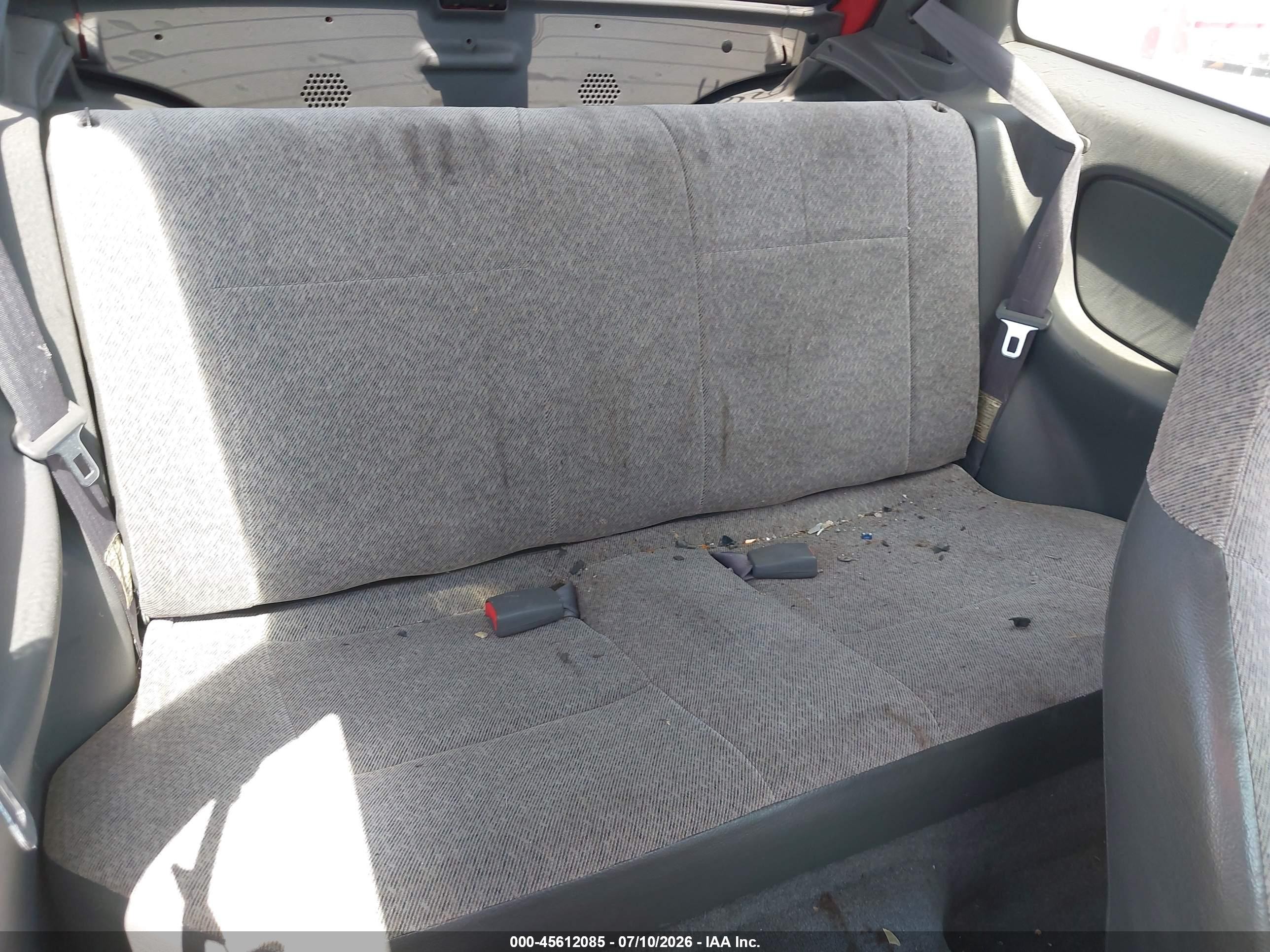 2001 Suzuki Swift Ga/gl Red vin: 2S2AB21H616602611