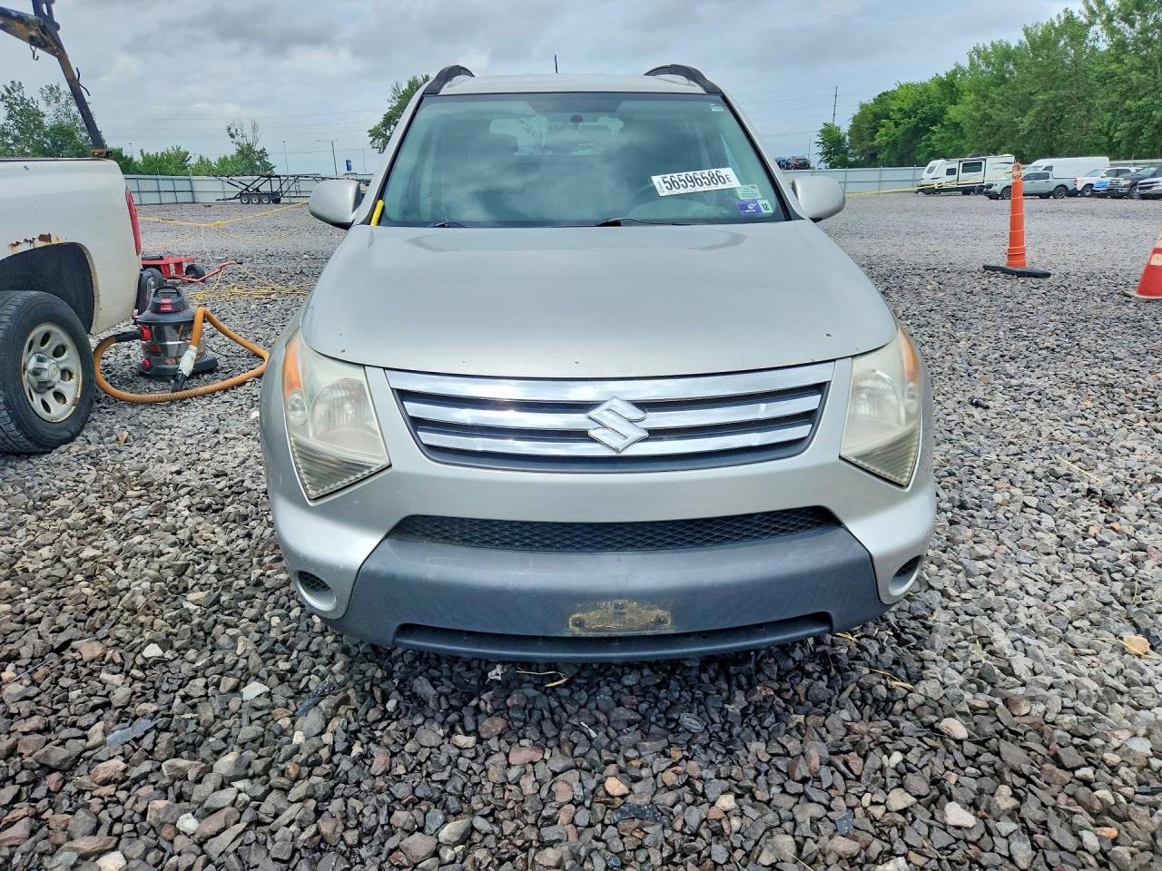 2007 Suzuki Xl7 Silver vin: 2S3DA117776113737