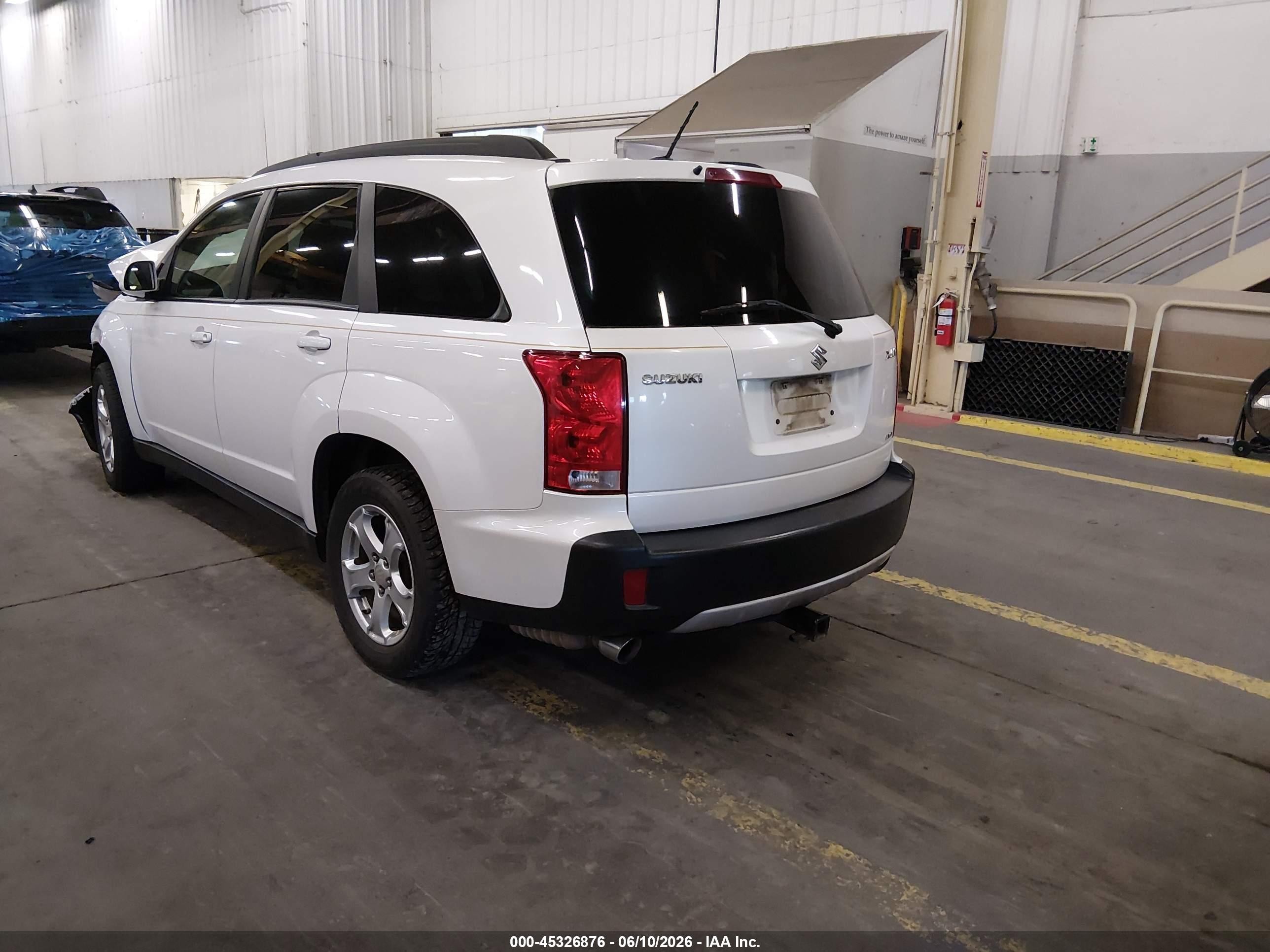 2008 Suzuki Xl7 Luxury Белый vin: 2S3DA417186125031