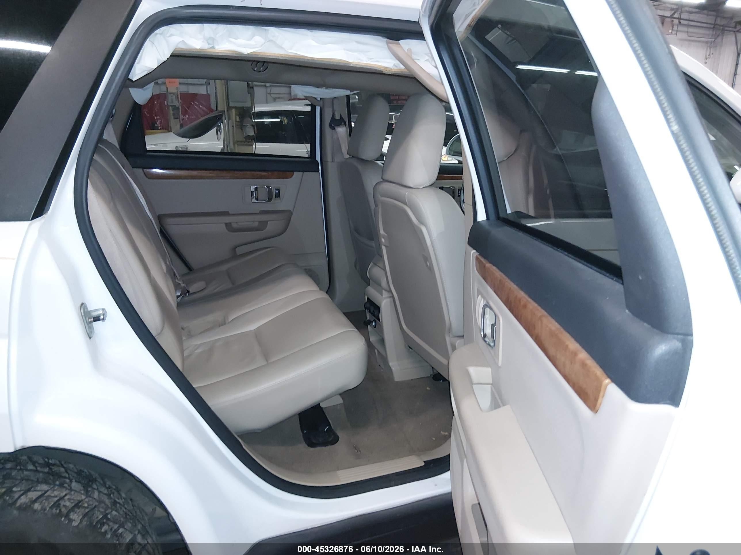 2008 Suzuki Xl7 Luxury Белый vin: 2S3DA417186125031