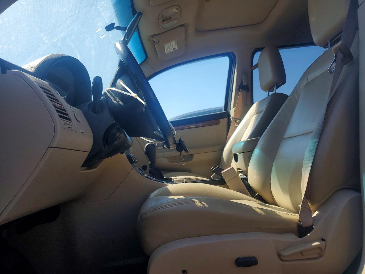 2008 Suzuki Xl7 Luxury White vin: 2S3DA417786113479