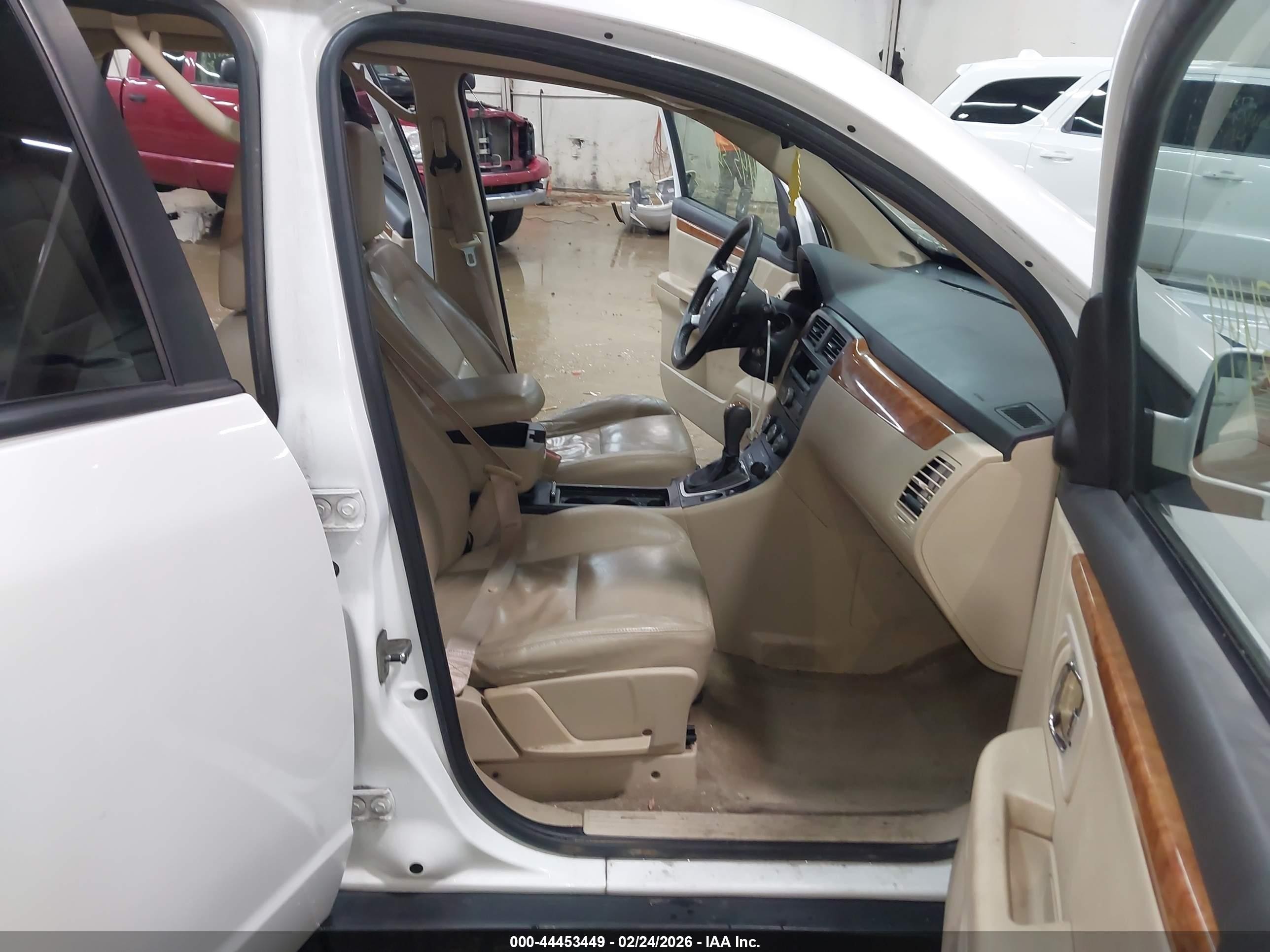 2007 Suzuki Xl7 Luxury White vin: 2S3DA417976126068