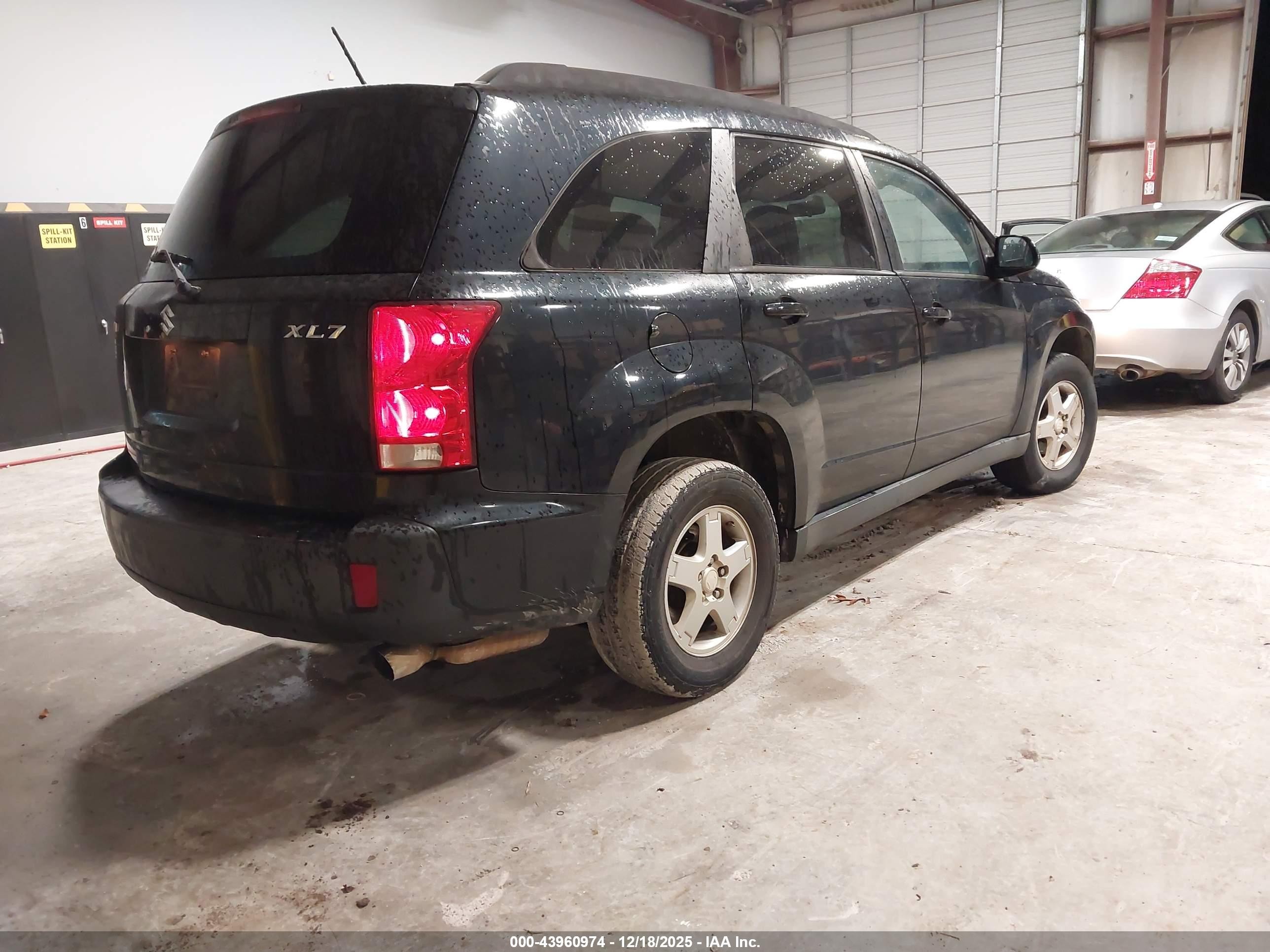 2007 Suzuki Xl7   Black vin: 2S3DB117076124706