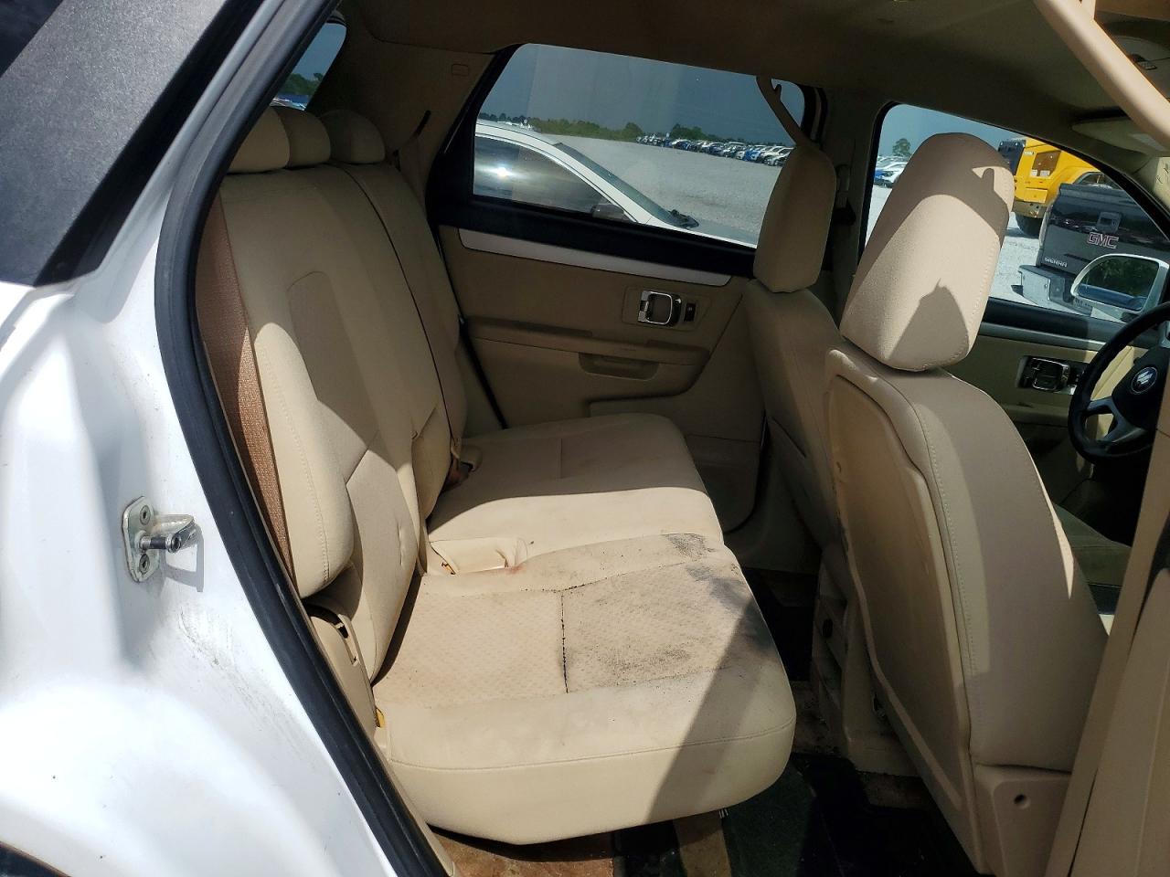 2007 Suzuki Xl7 White vin: 2S3DB117376109262