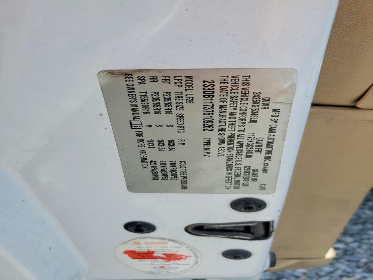 2007 Suzuki Xl7 White vin: 2S3DB117376109262