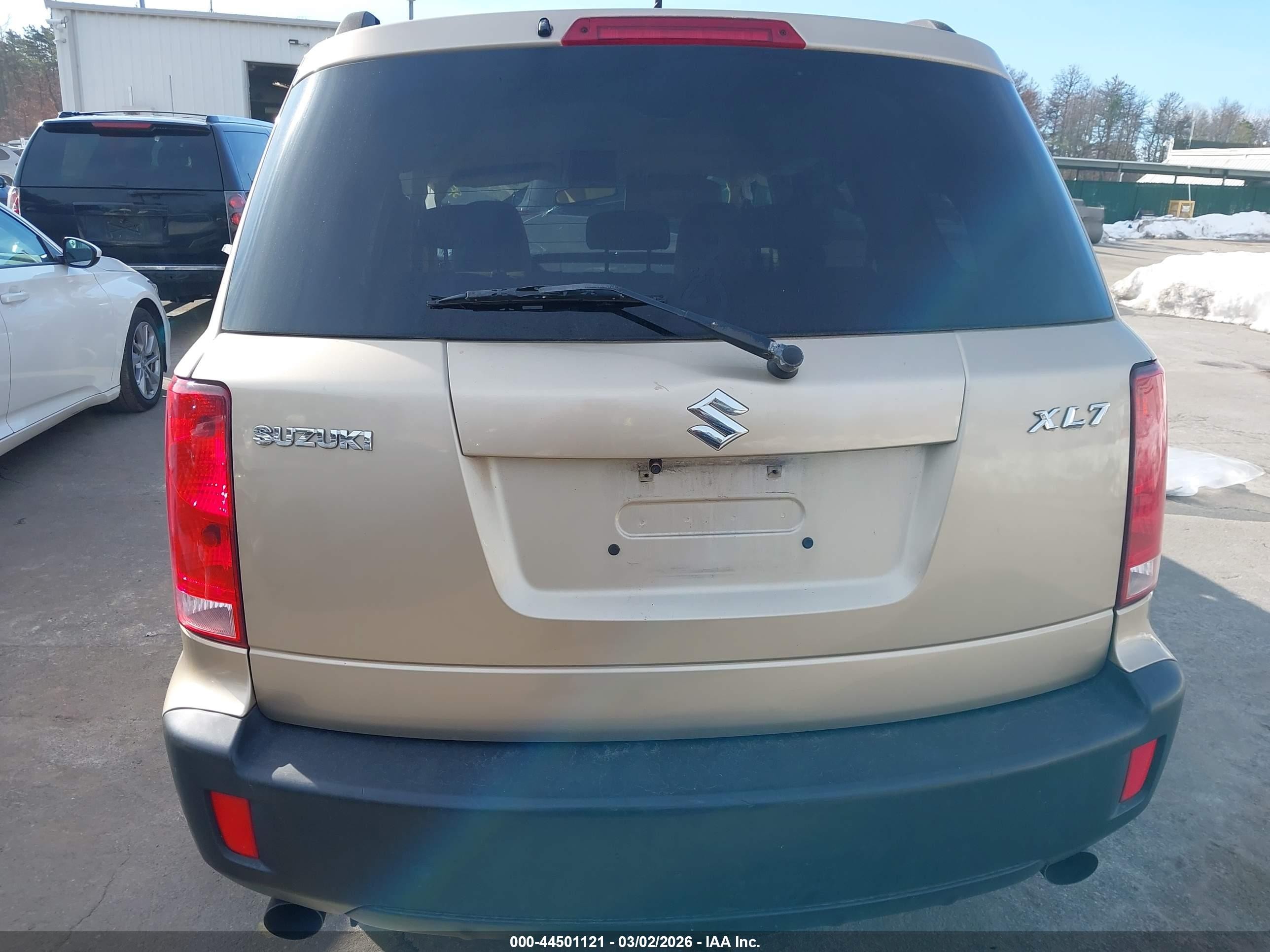 2007 Suzuki Xl7 Gold vin: 2S3DB117476100182