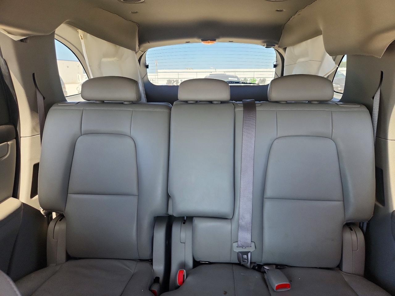2008 Suzuki Xl7 Luxury Silver vin: 2S3DB417686117603