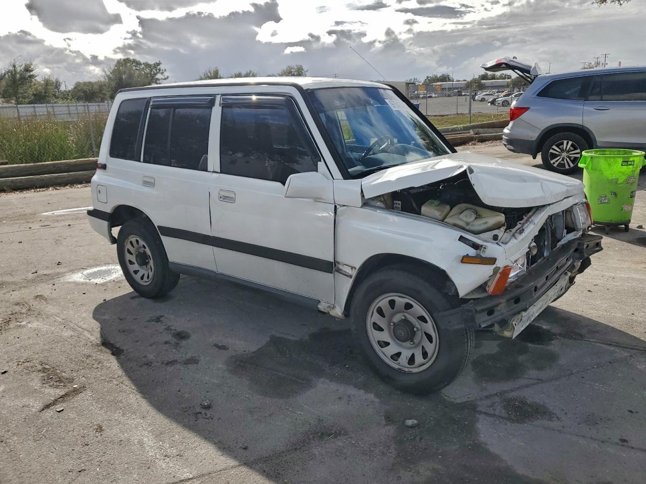 1998 Suzuki Sidekick Js White vin: 2S3TE02V6W6401724