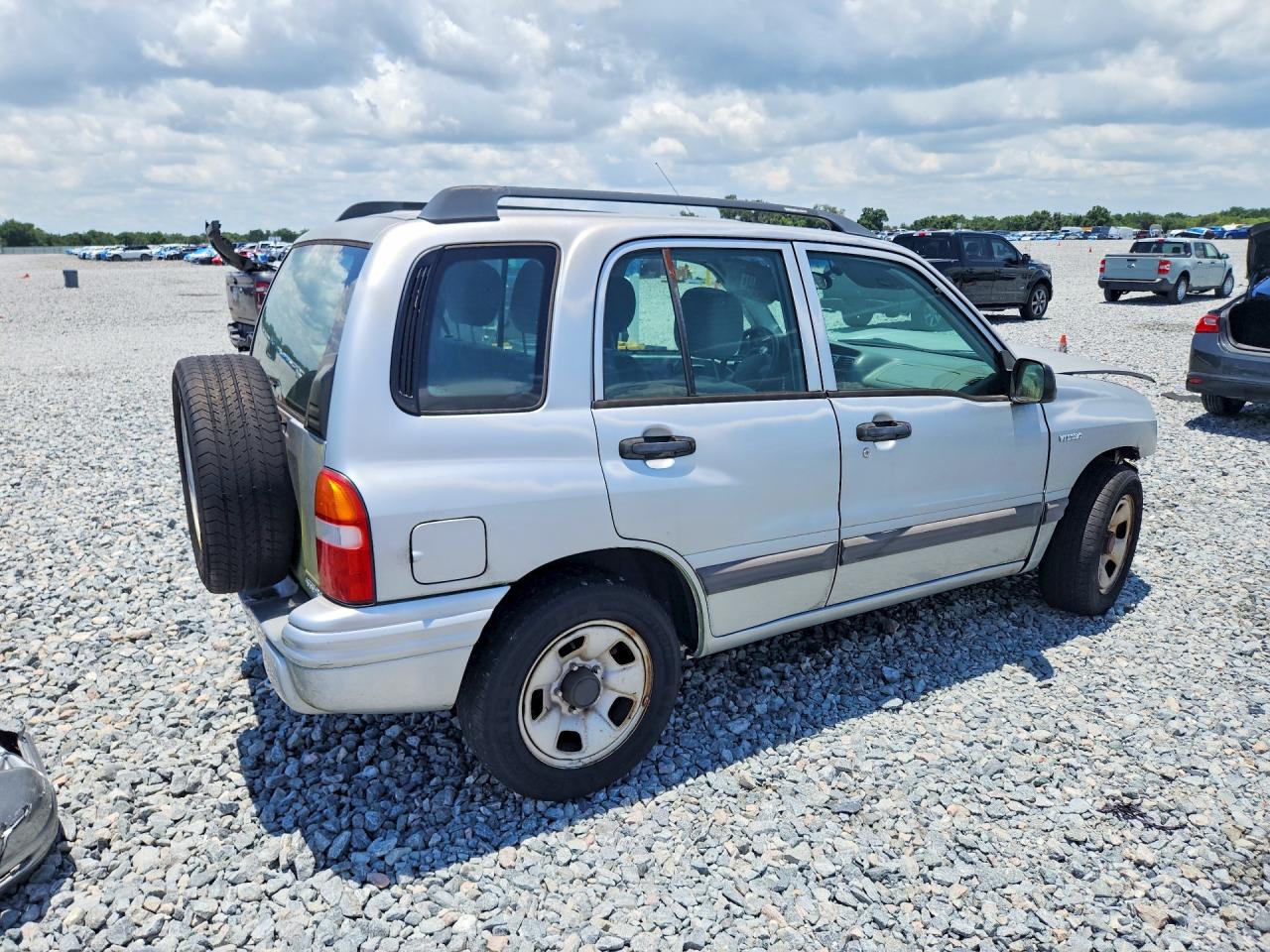 2001 Suzuki Vitara Js Silver vin: 2S3TE52V116108240