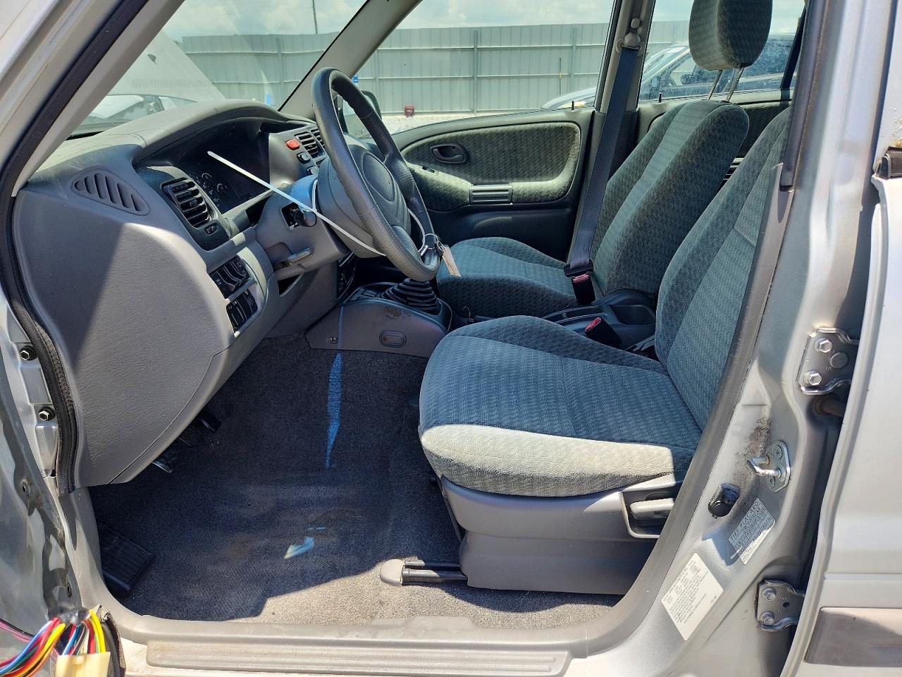 2001 Suzuki Vitara Js Silver vin: 2S3TE52V116108240