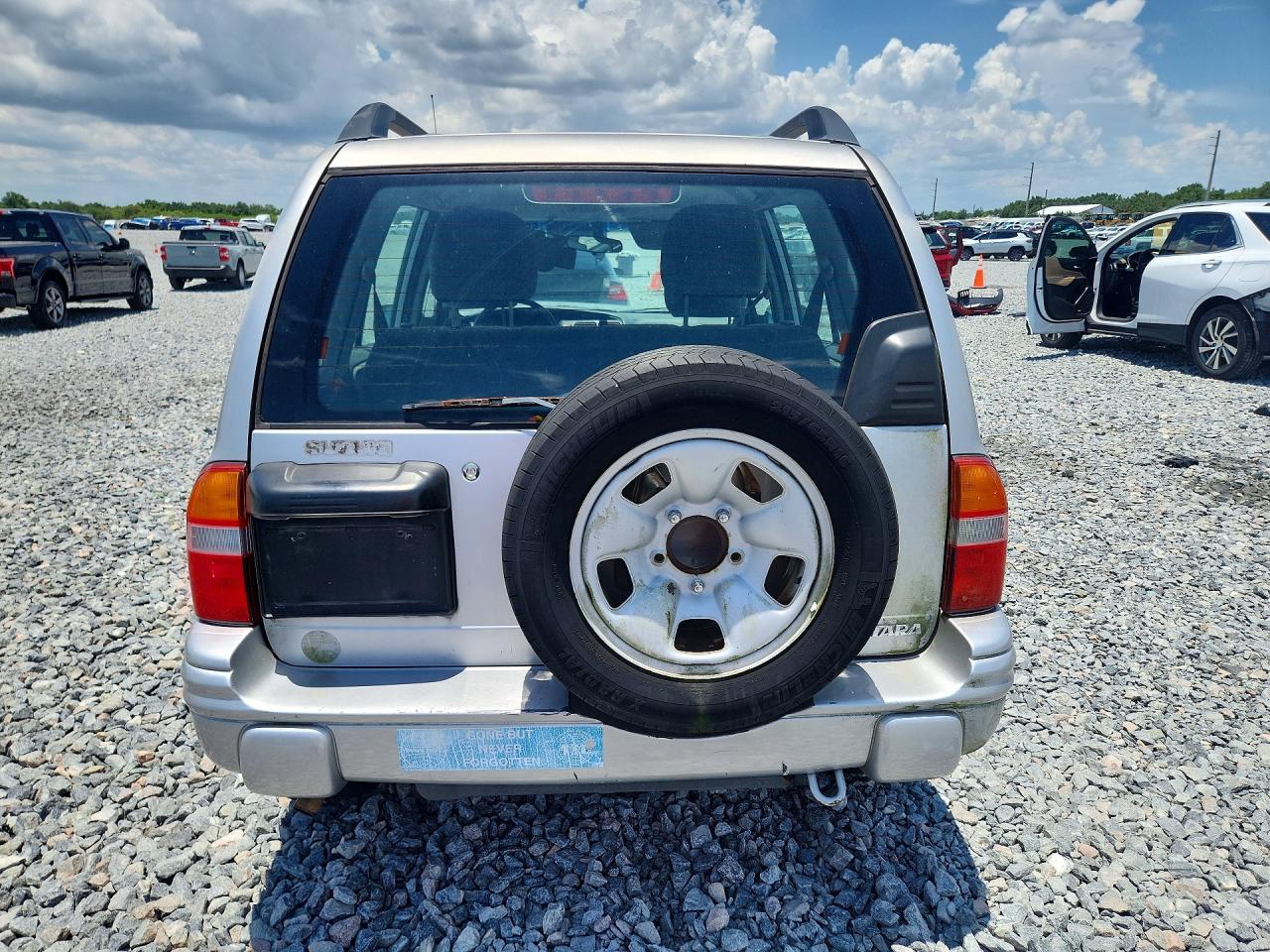 2001 Suzuki Vitara Js Silver vin: 2S3TE52V116108240