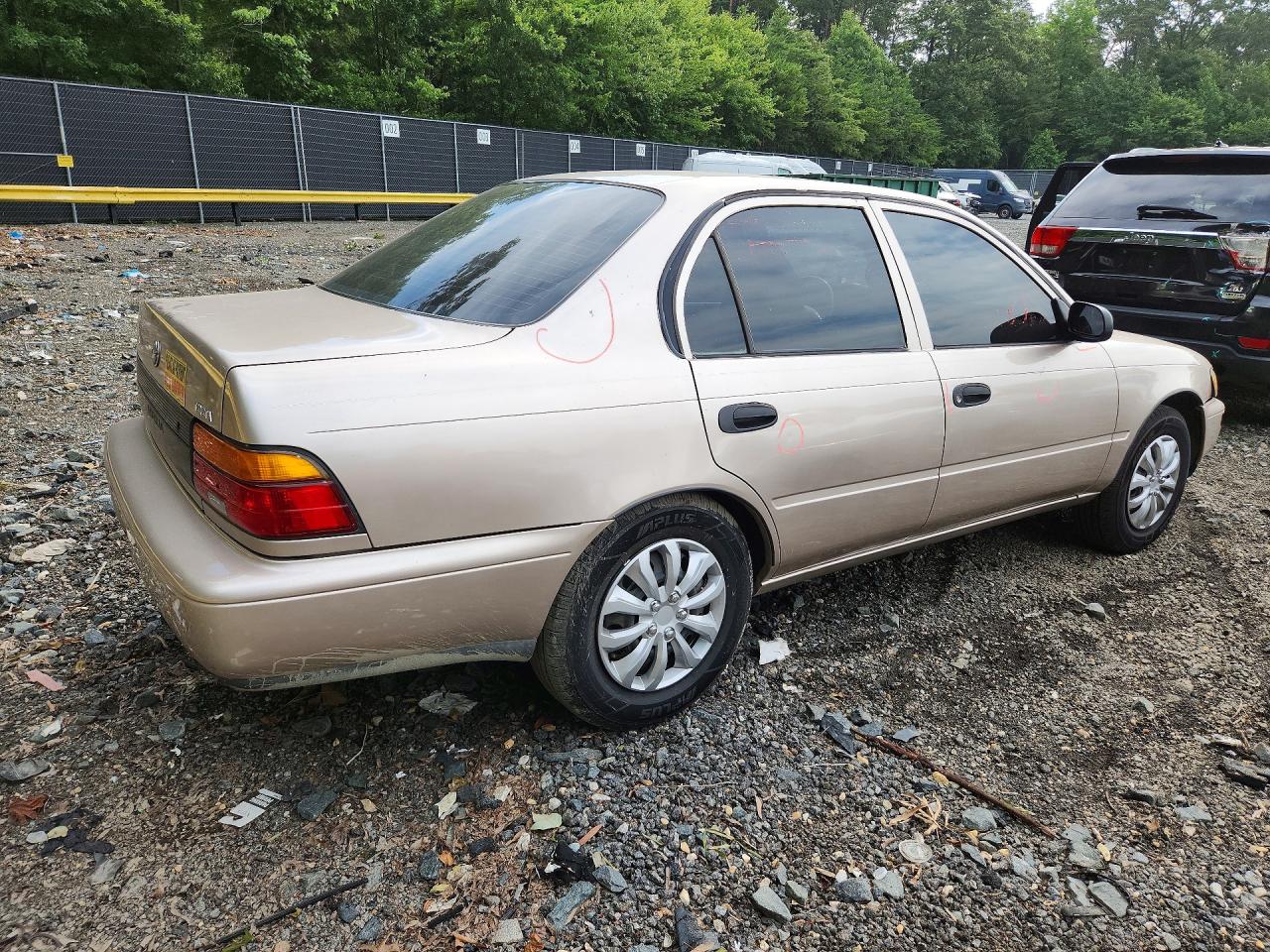 1995 Toyota Corolla Base Silver vin: 2T1AE04B3SC071011