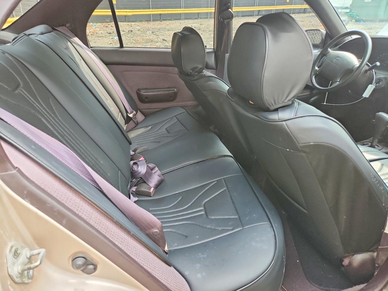 1995 Toyota Corolla Base Silver vin: 2T1AE04B3SC071011