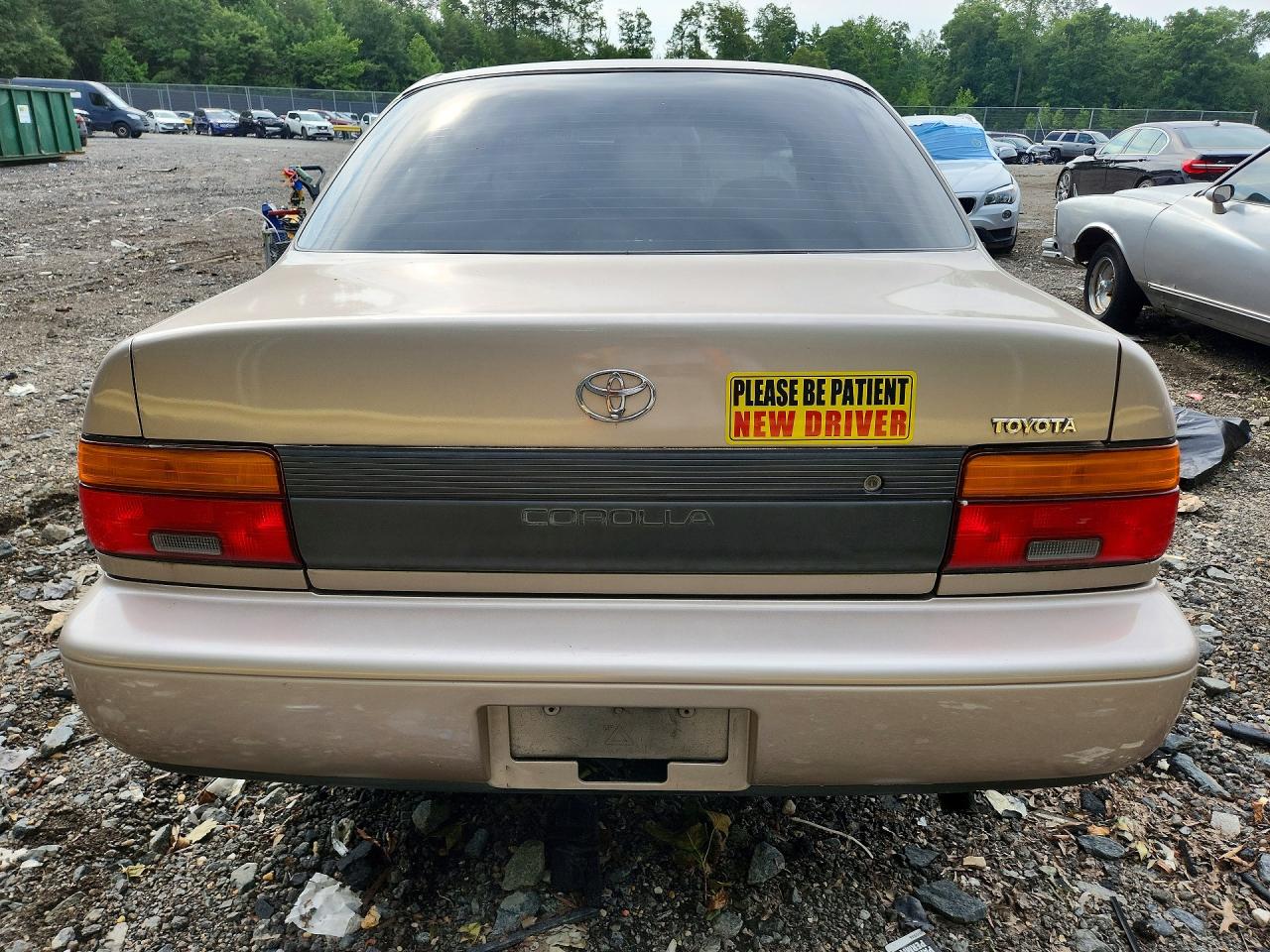 1995 Toyota Corolla Base Silver vin: 2T1AE04B3SC071011