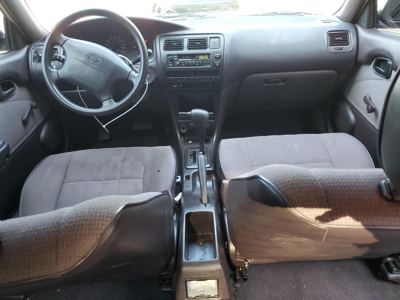 1993 Toyota Corolla Gold vin: 2T1AE04E4PC023907
