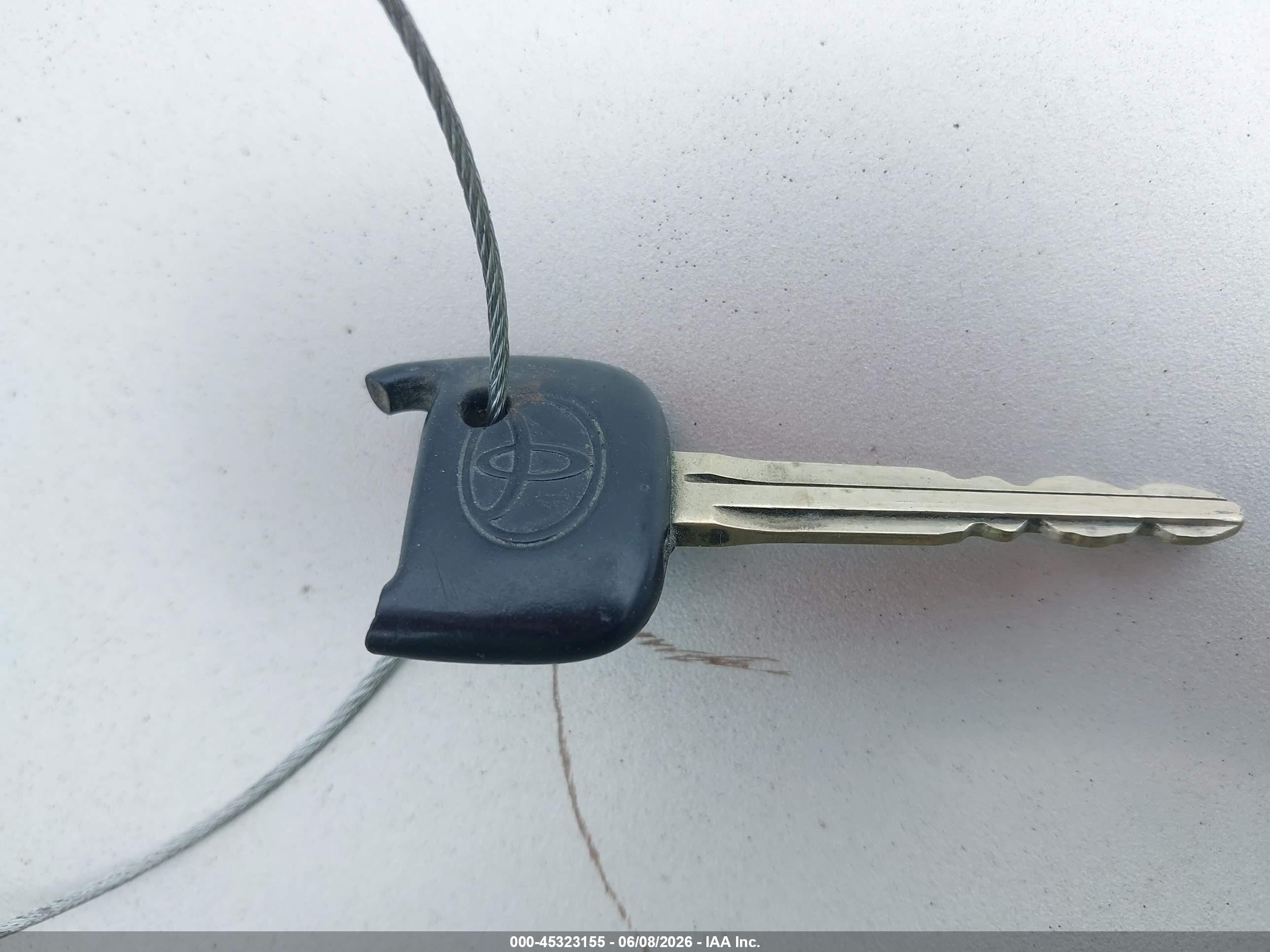 1995 Toyota Corolla Le/dx Blue vin: 2T1AE09B2SC102192