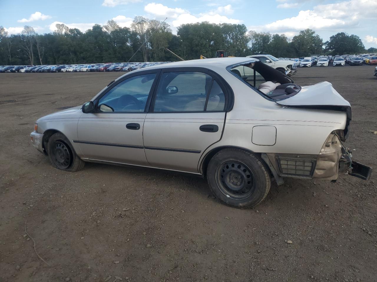 1995 Toyota Corolla Le Tan vin: 2T1AE09B8SC110720
