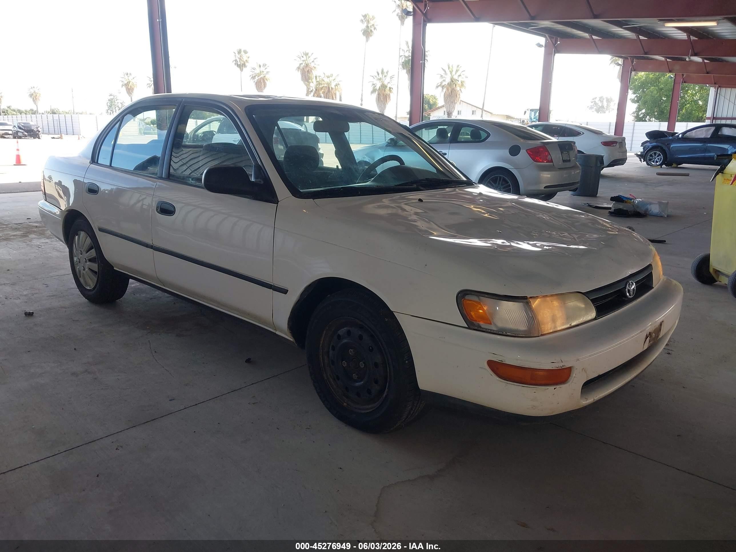 1994 Toyota Corolla Le/dx White vin: 2T1AE09B9RC058024