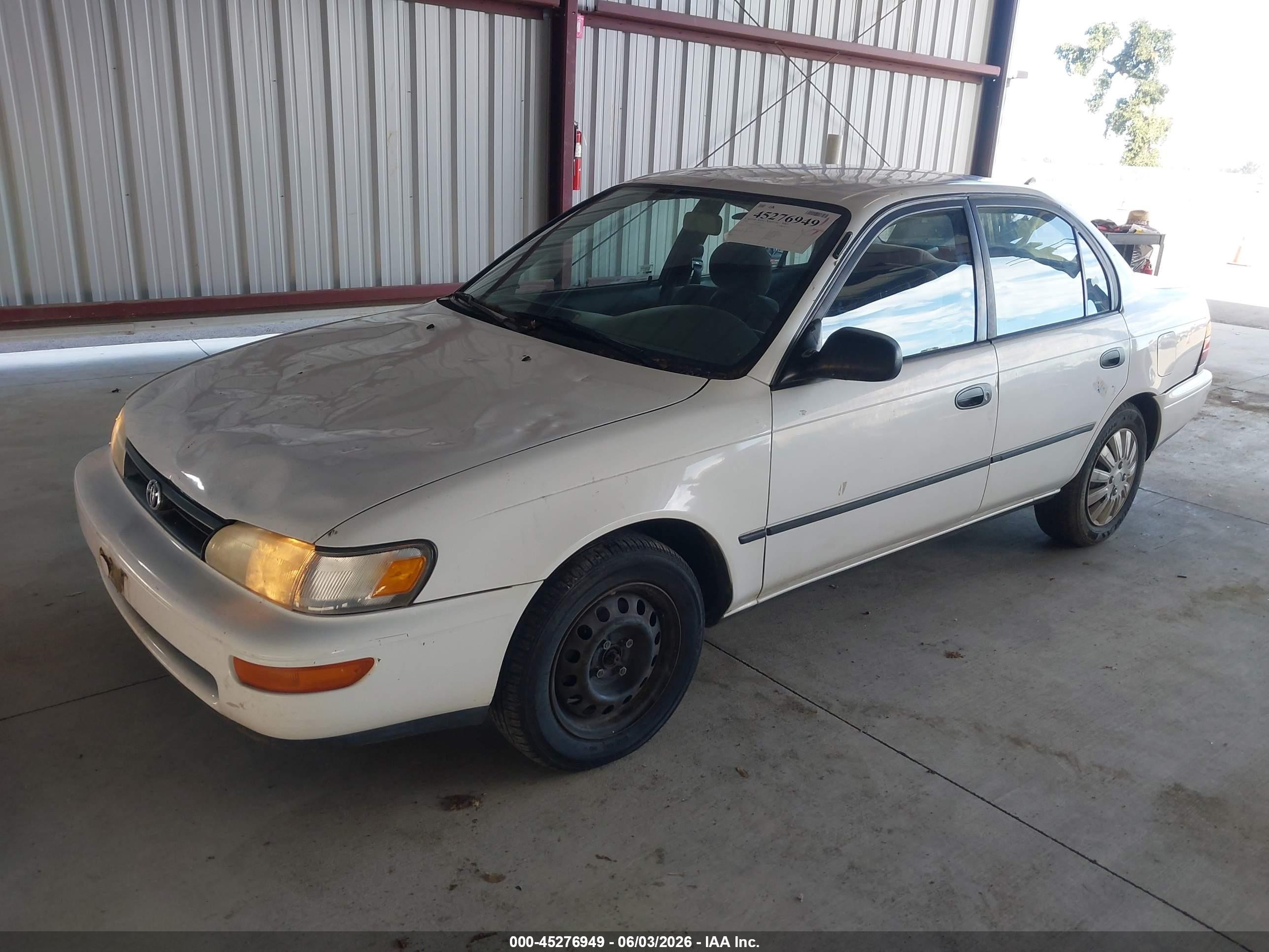 1994 Toyota Corolla Le/dx White vin: 2T1AE09B9RC058024